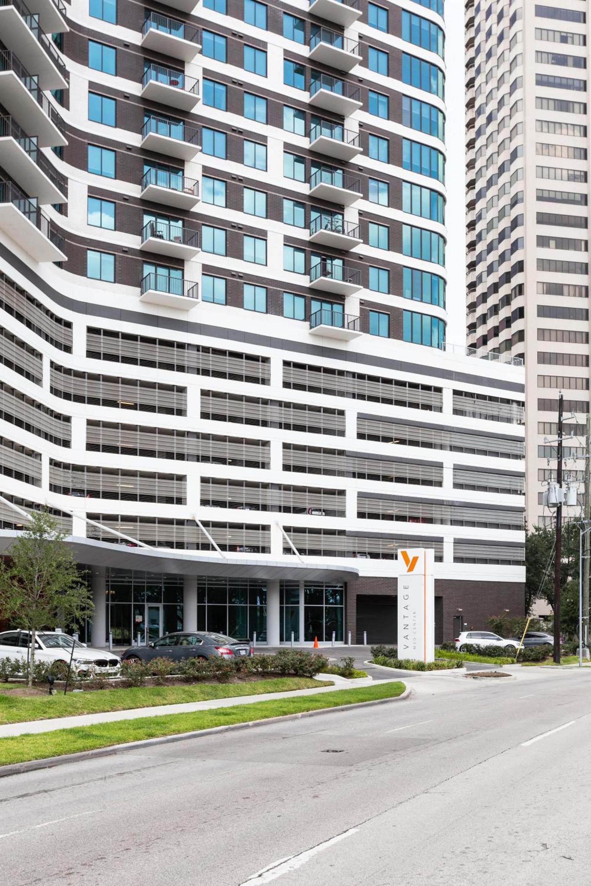 Mint House Houston - Medical Center photo 1