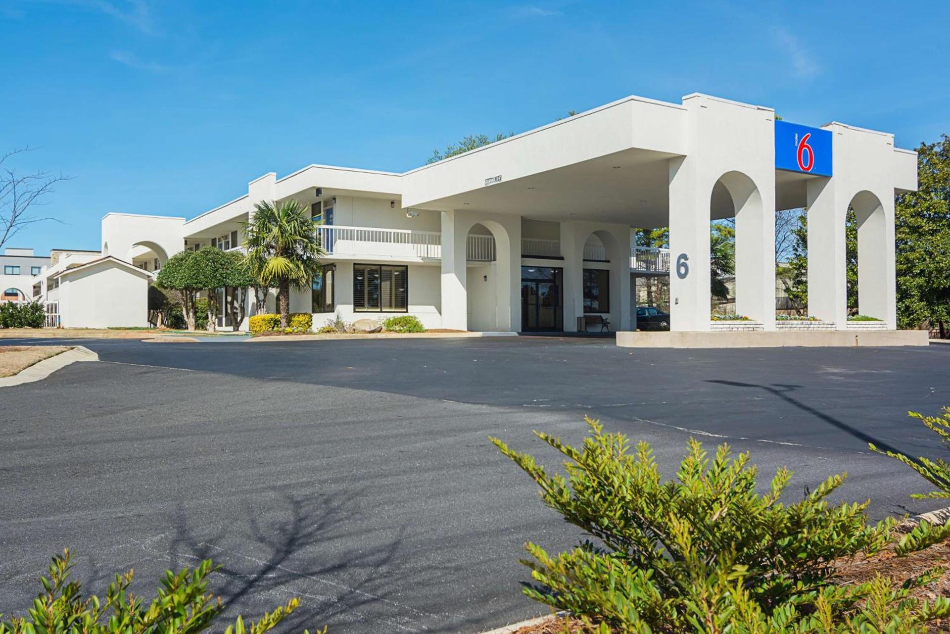 Motel 6-Newnan, GA — hotel in Newnan