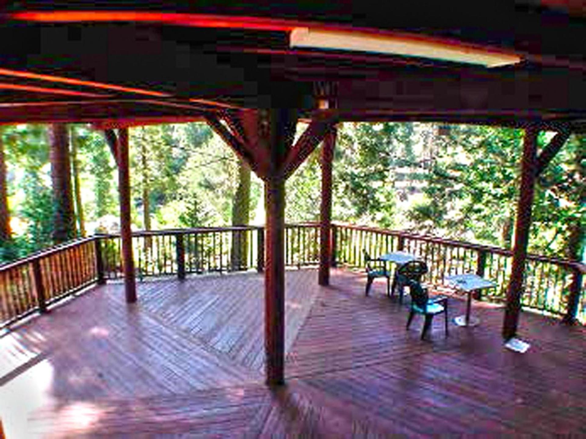 StrawberryInn River Front Resort photo 13