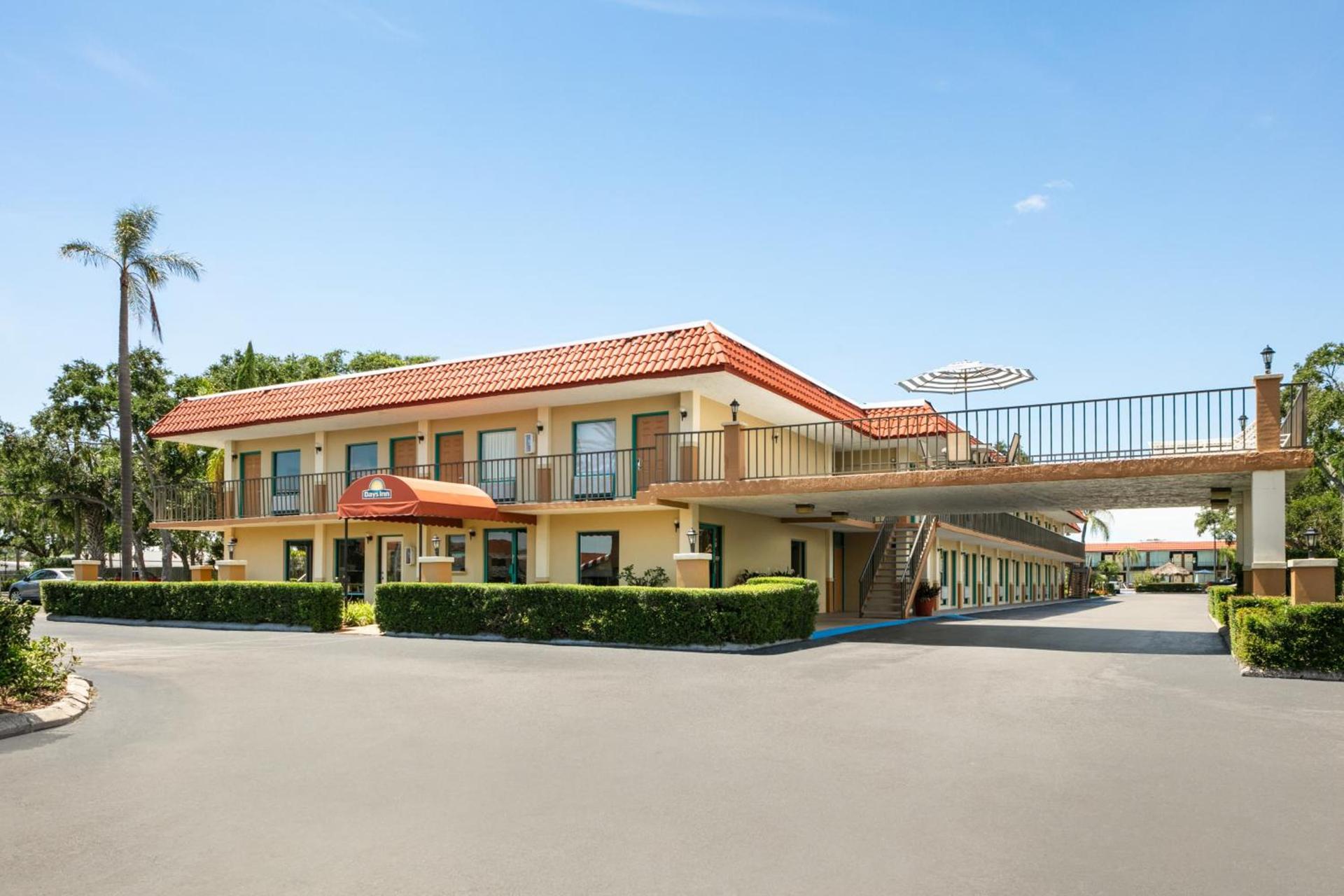 Days Inn by Wyndham Clearwater/Central photo 18