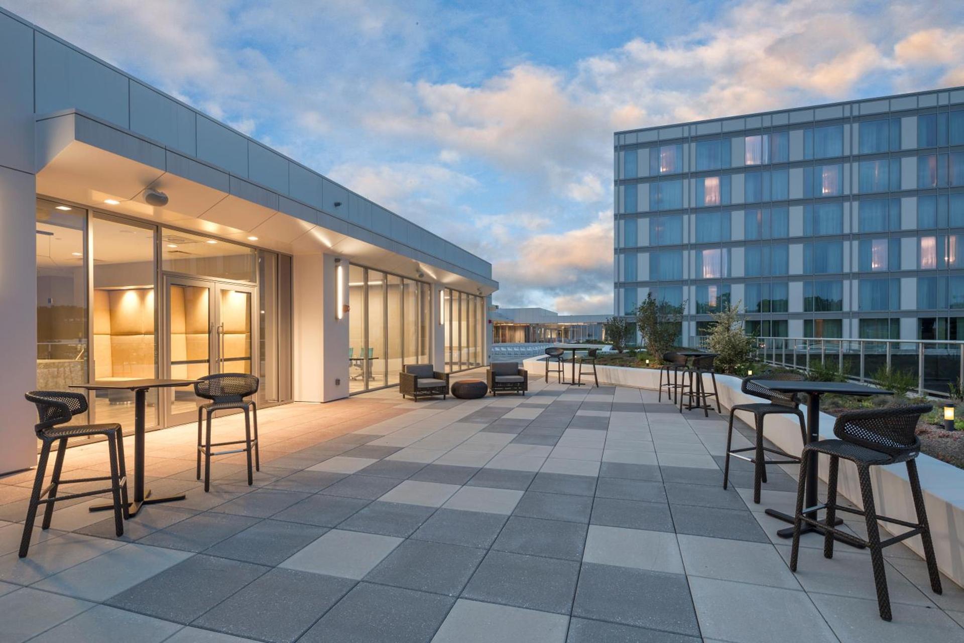The Summit Hotel photo 49