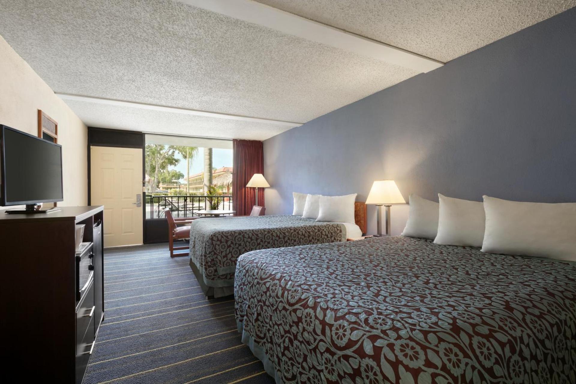 Days Inn by Wyndham Clearwater/Central photo 24