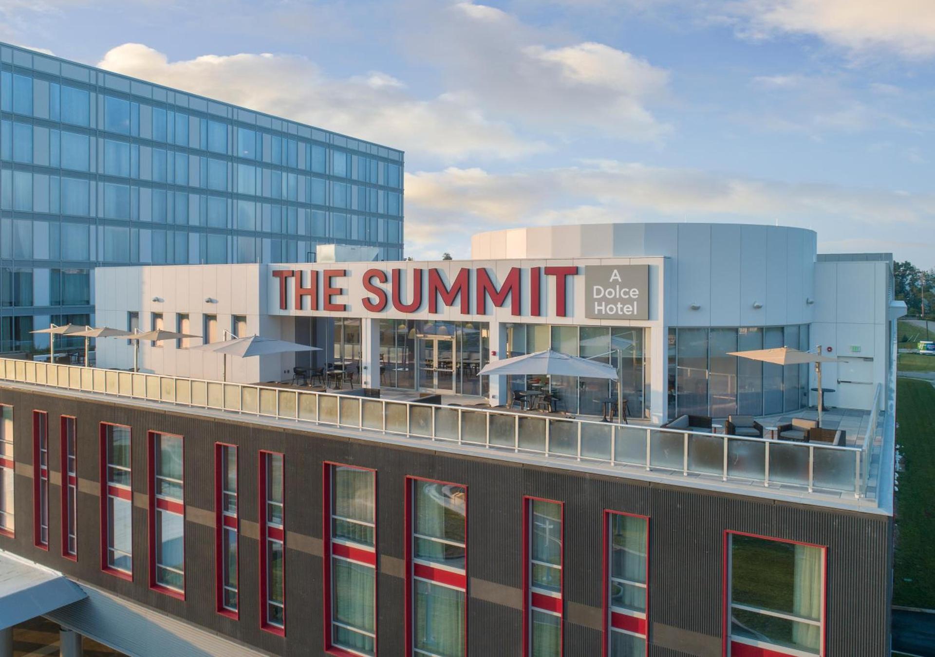 The Summit Hotel photo 16