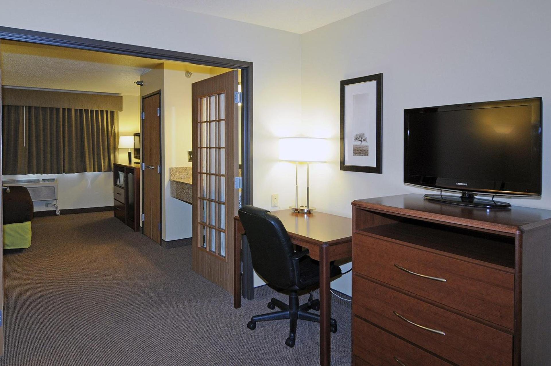 AmericInn by Wyndham Sioux Falls photo 34