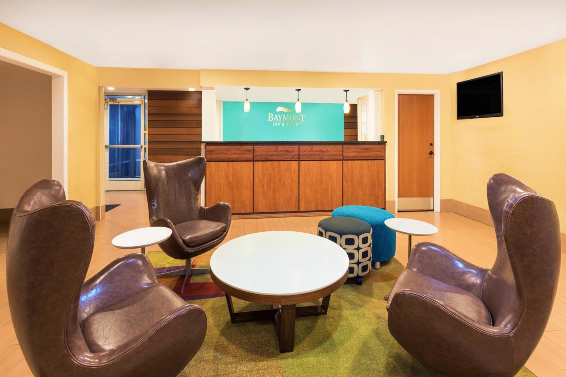 Baymont by Wyndham Savannah Midtown photo 34