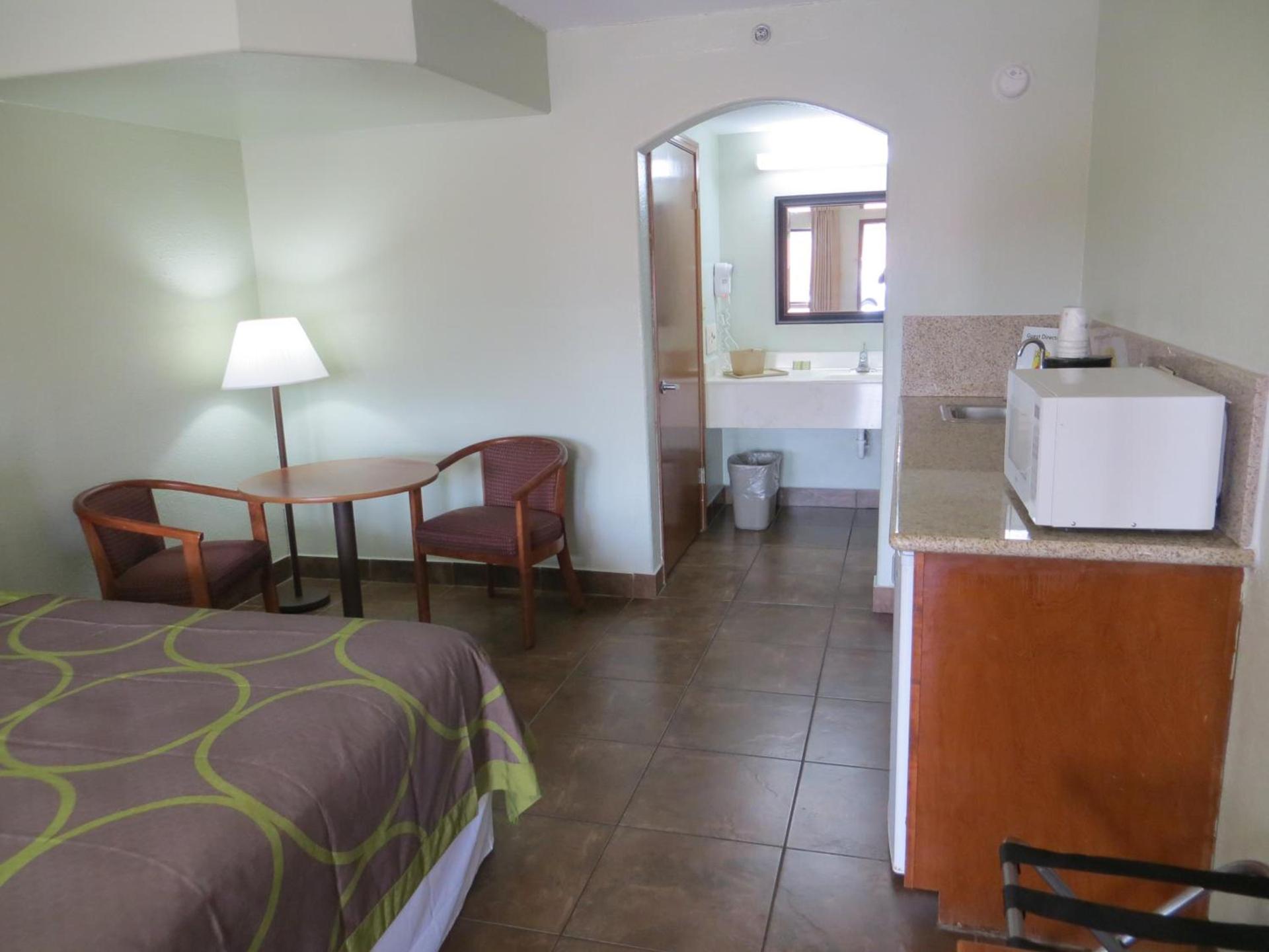 Super 8 by Wyndham South Padre Island photo 32