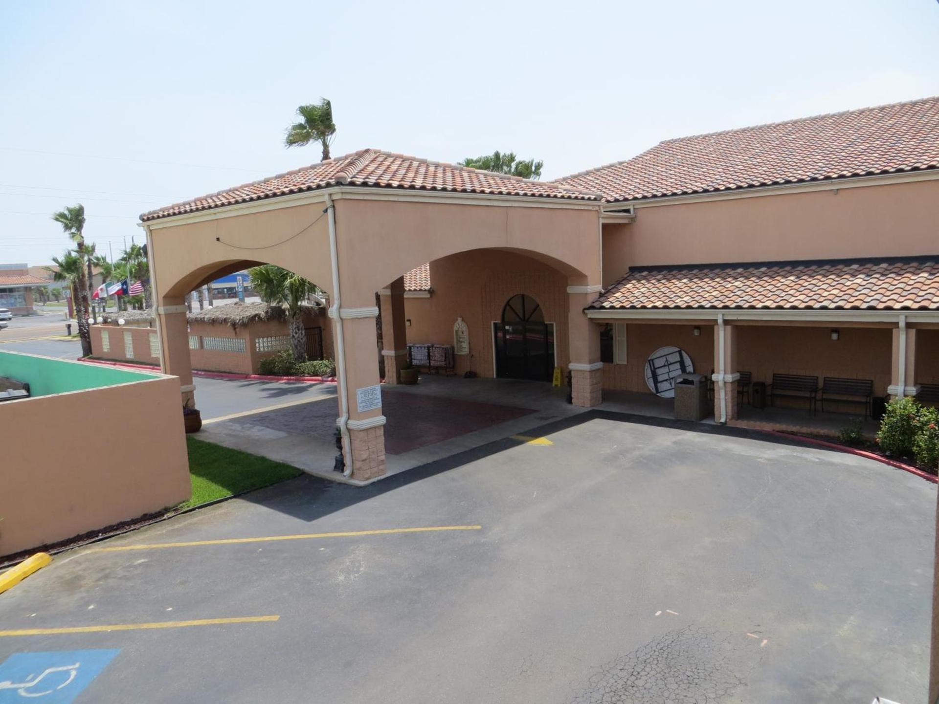 Super 8 by Wyndham South Padre Island photo 42