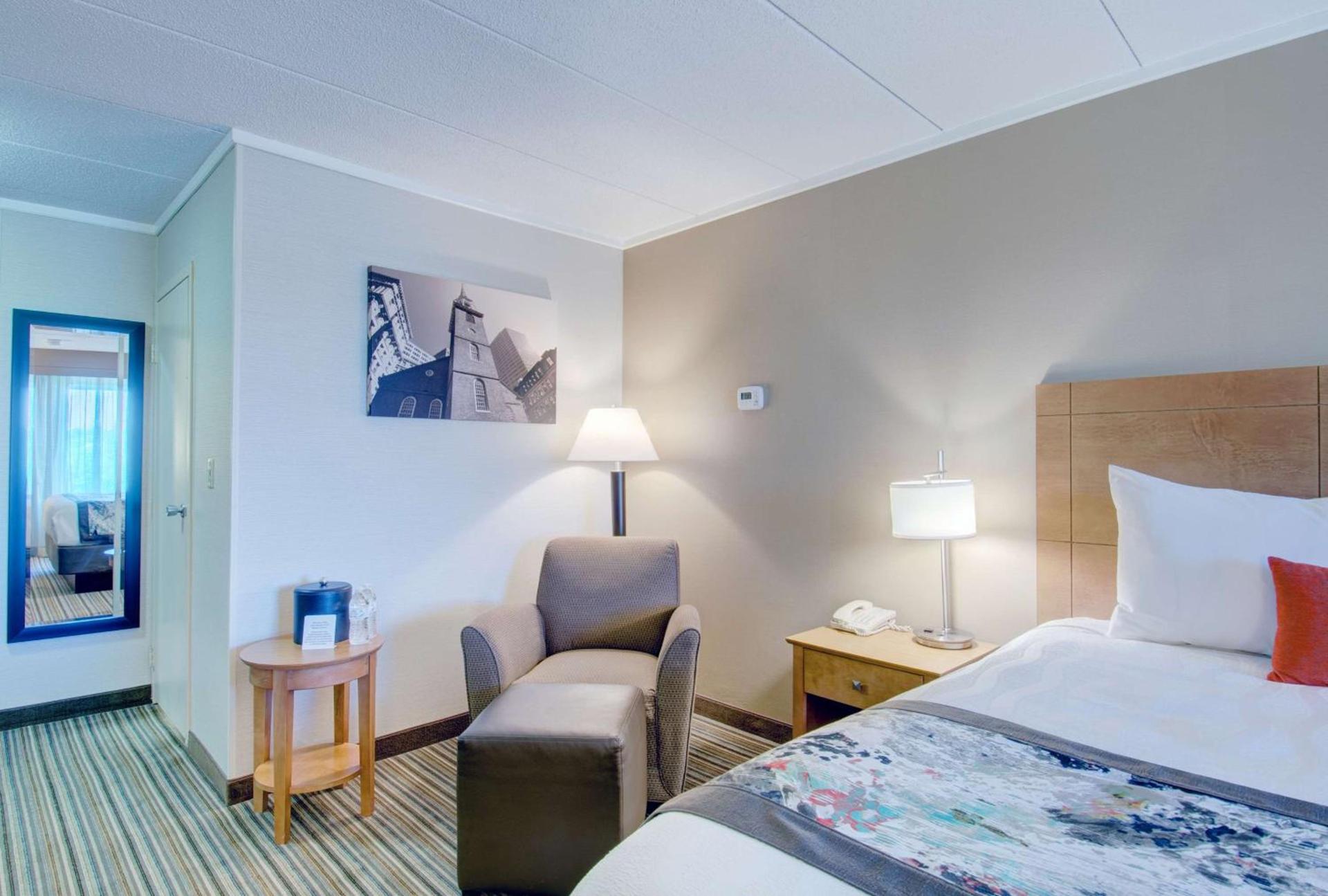 Best Western Plus Waltham Boston photo 24