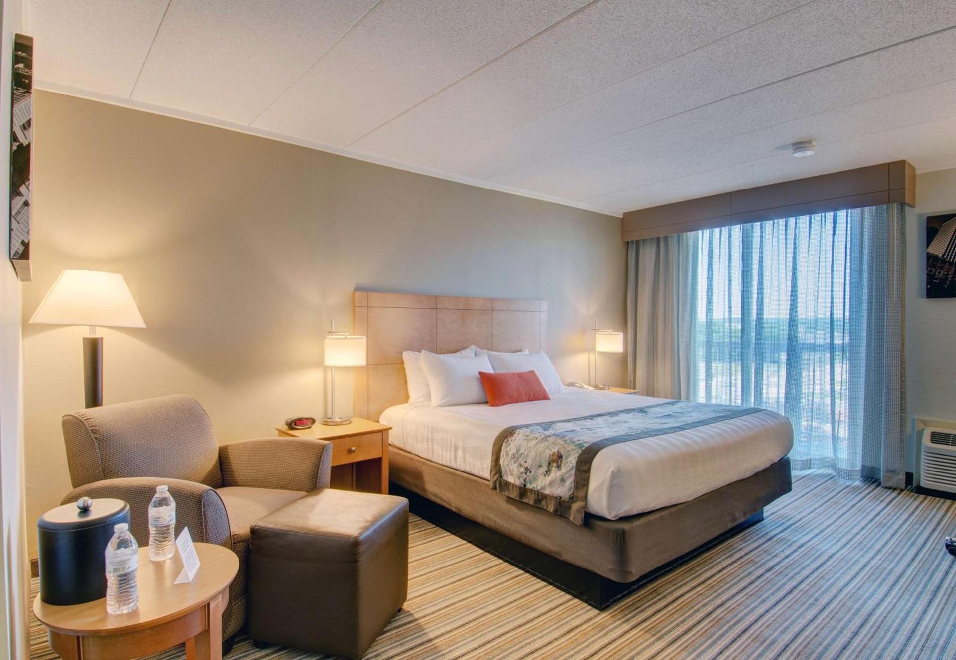 Best Western Plus Waltham Boston photo 25
