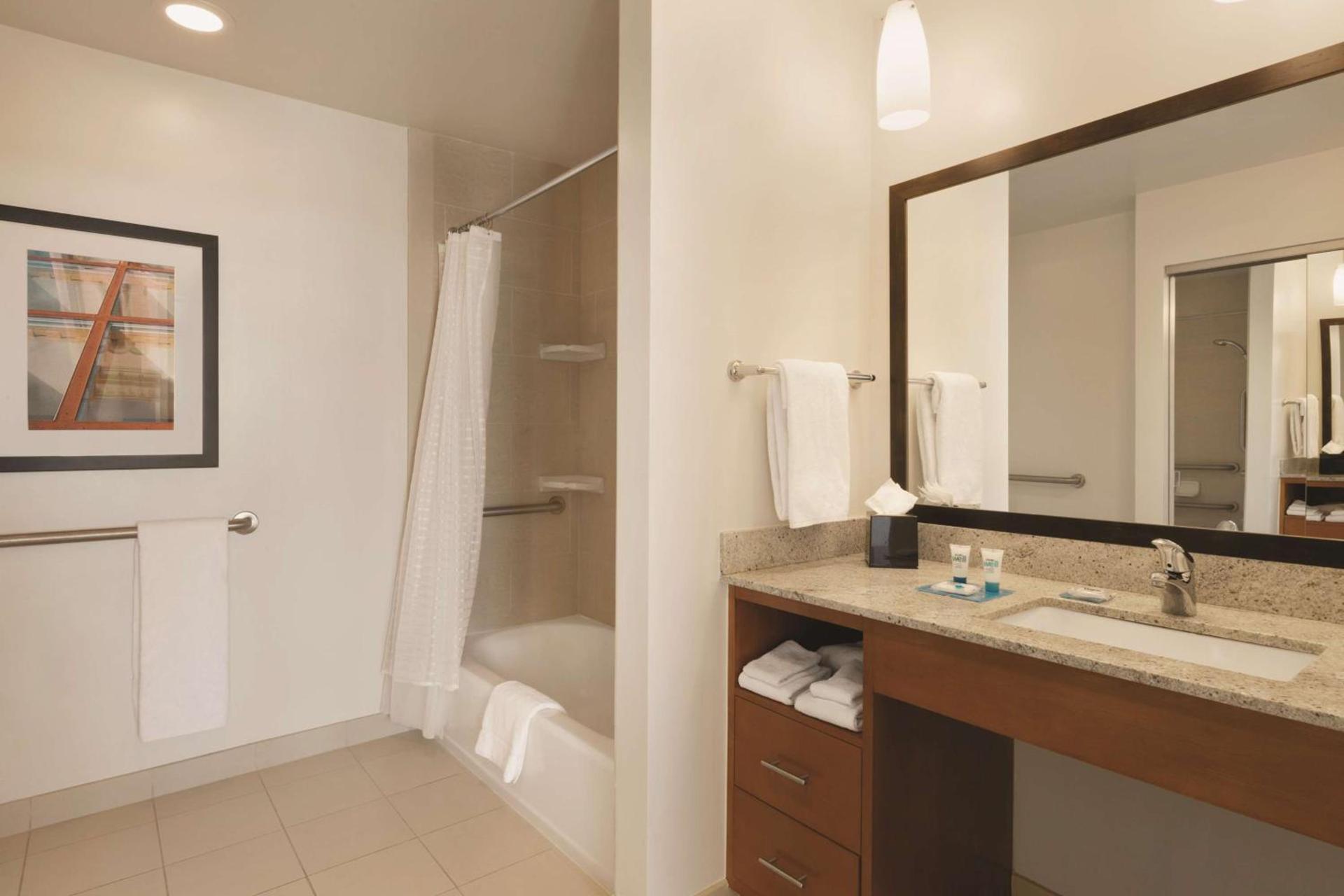 Hyatt House Denver Airport photo 18