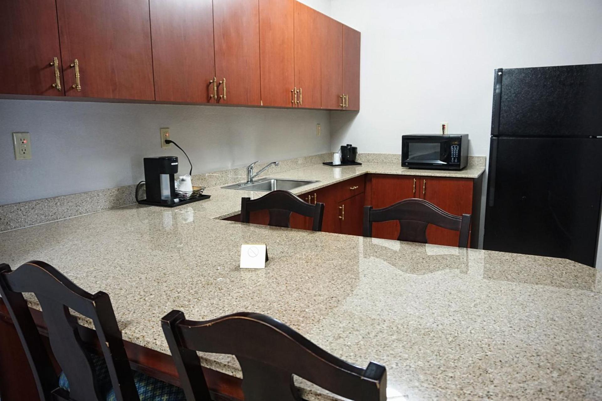 Country Inn & Suites by Radisson, Tampa-Brandon, FL photo 39