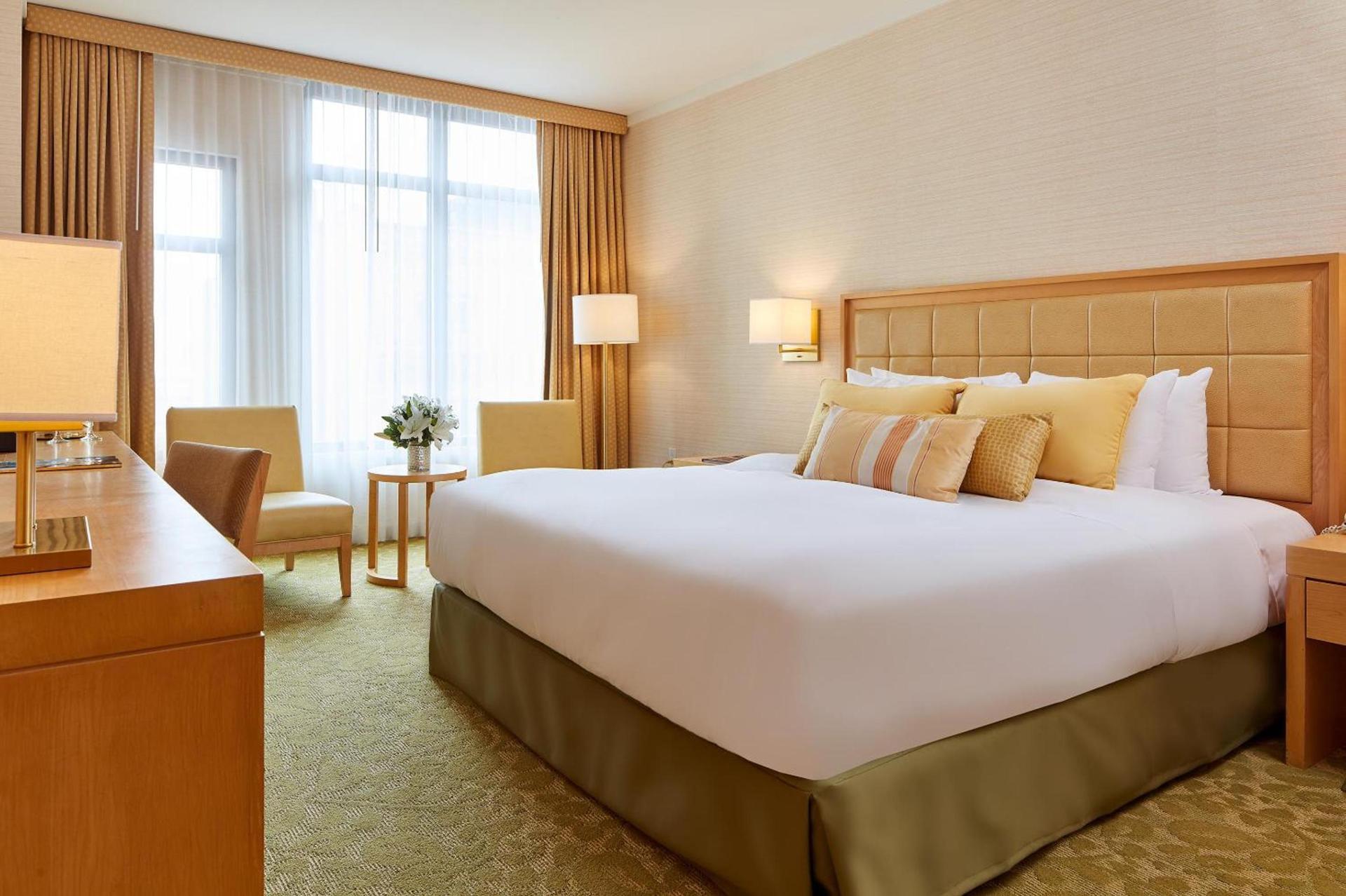 Orchard Garden Hotel photo 29