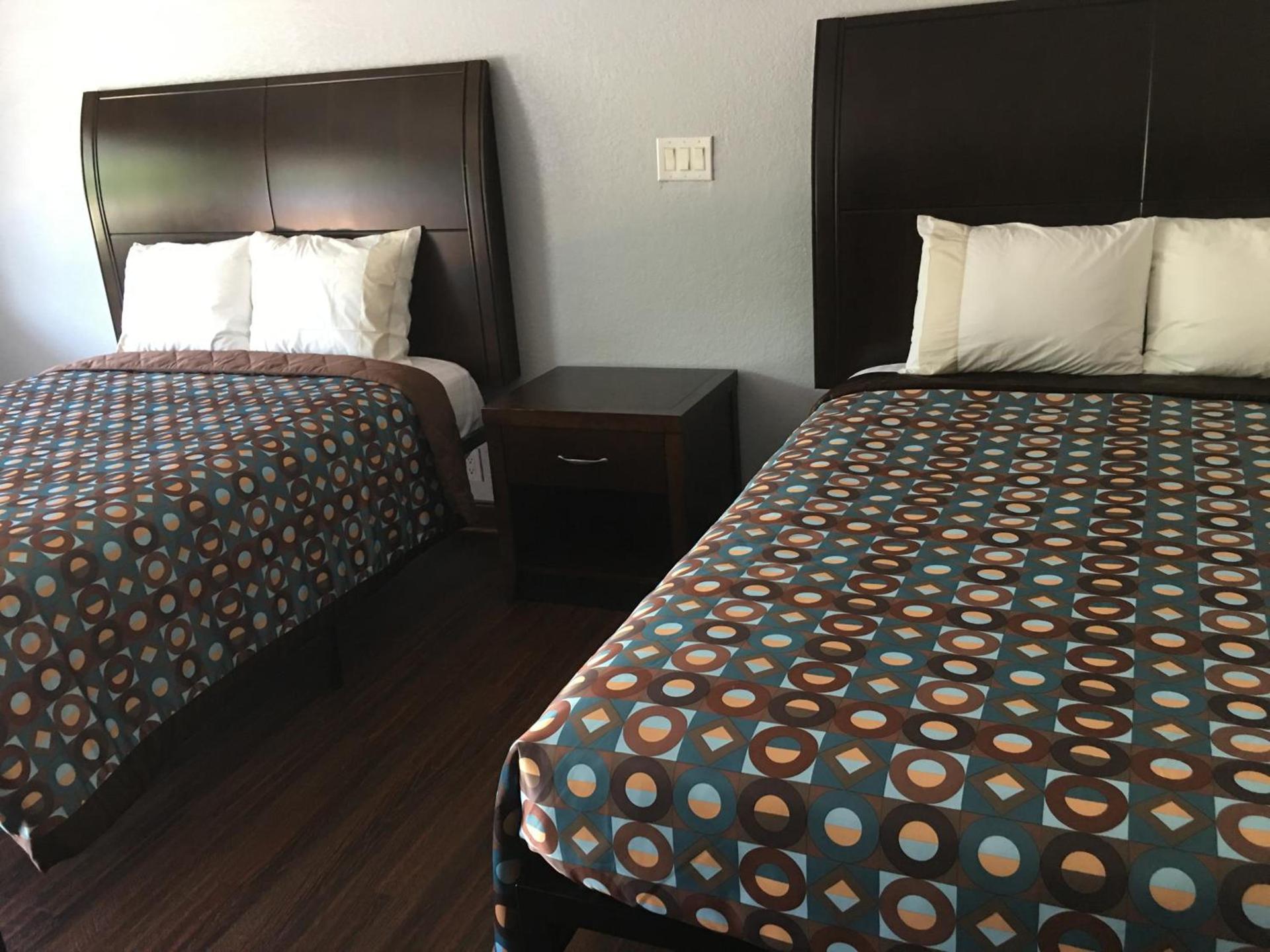 Budget Inn - Laurens photo 12