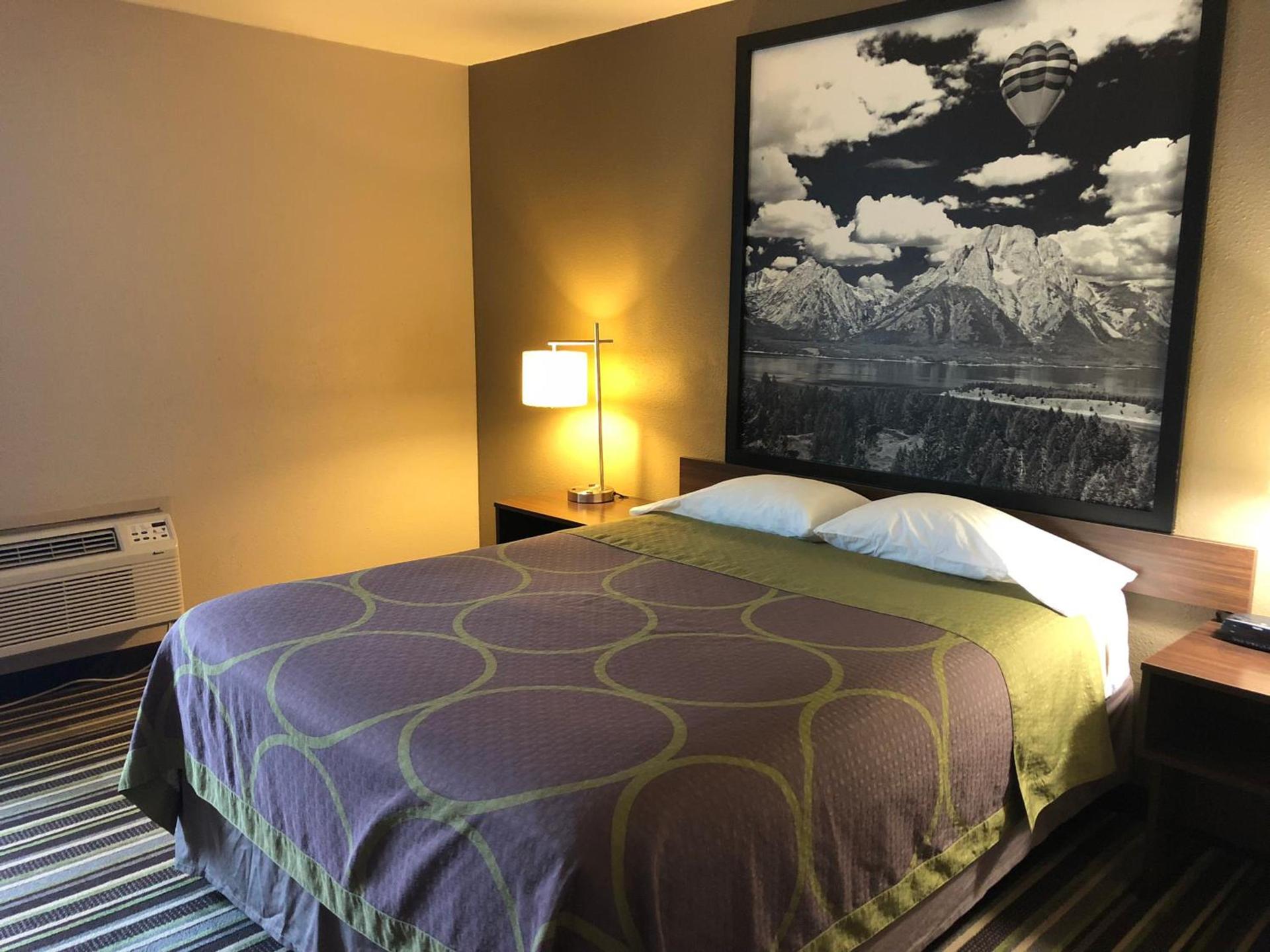 Super 8 by Wyndham Pocatello photo 21
