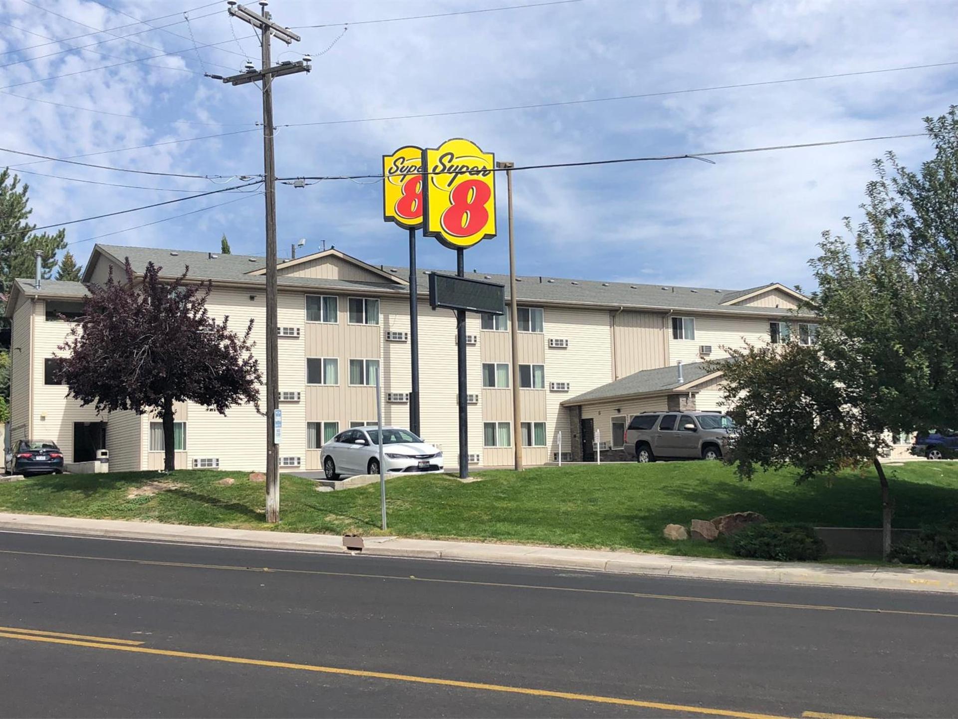 Super 8 by Wyndham Pocatello photo 16