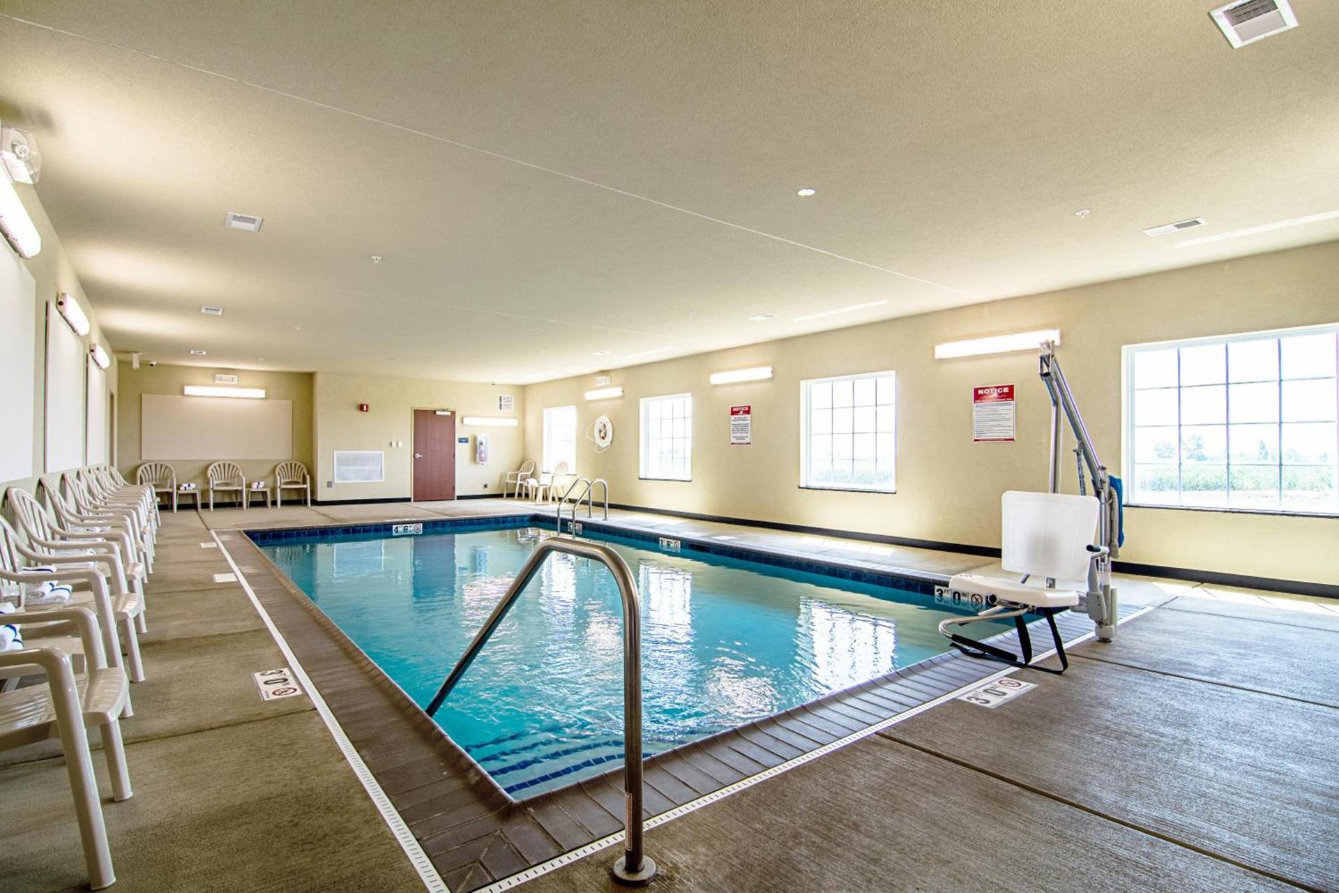 Cobblestone Hotel & Suites - Paxton photo 27