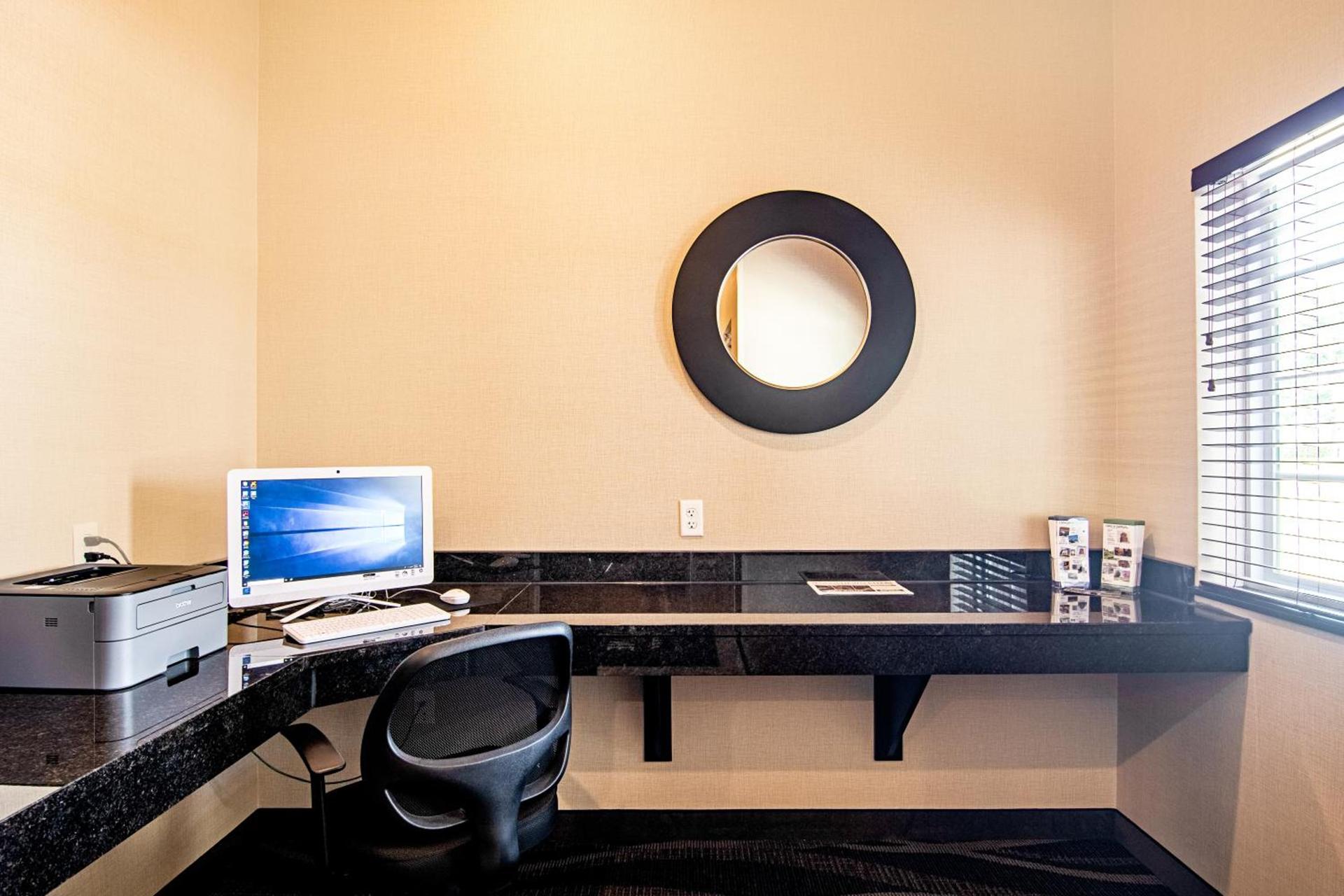 Cobblestone Hotel & Suites - Paxton photo 26