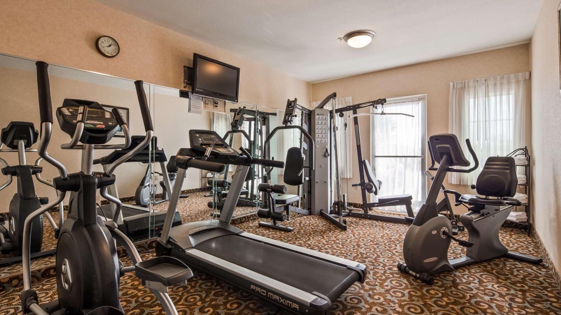 Best Western Plus Main Street Inn photo 5