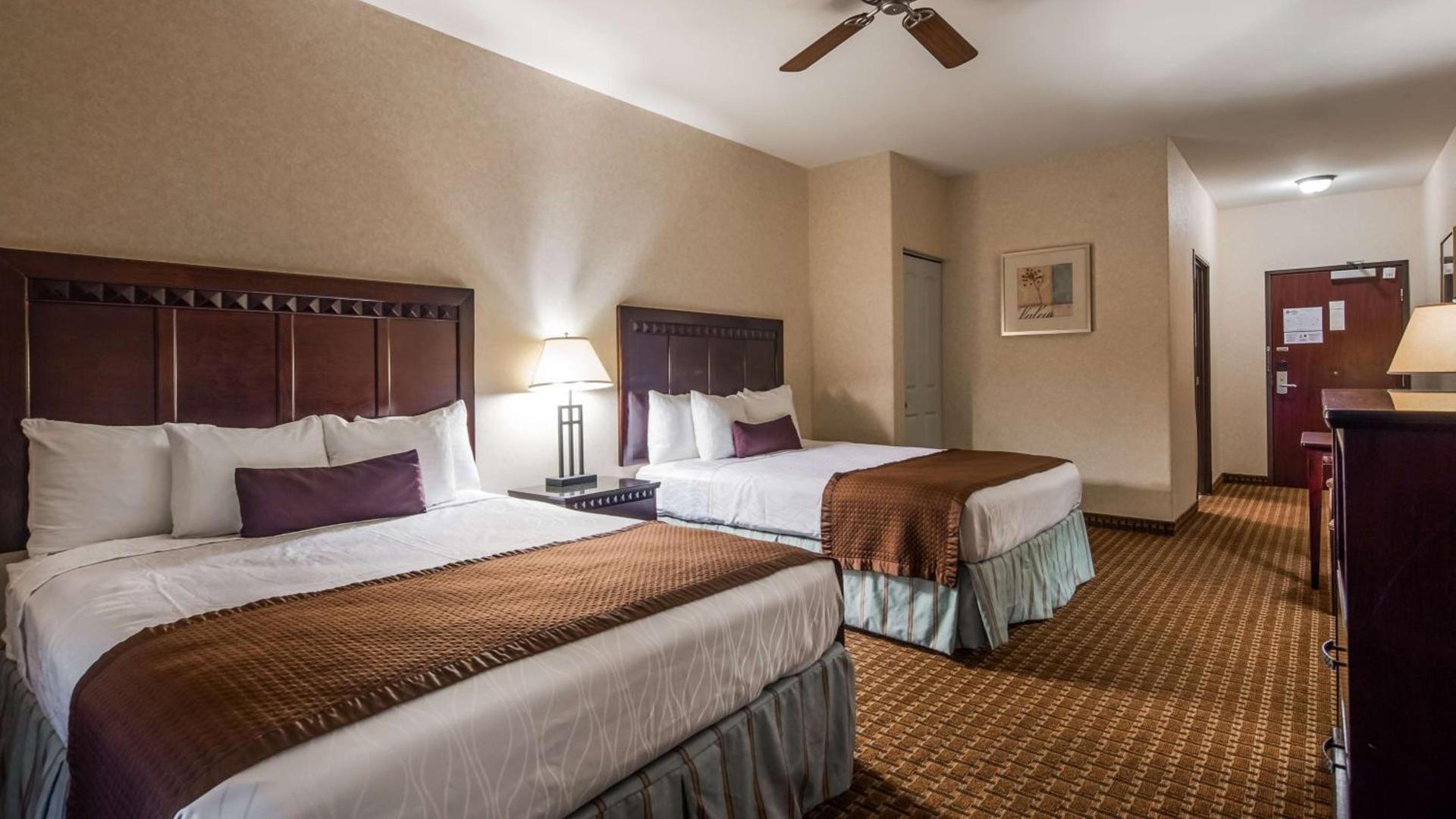 Best Western Plus Main Street Inn photo 12