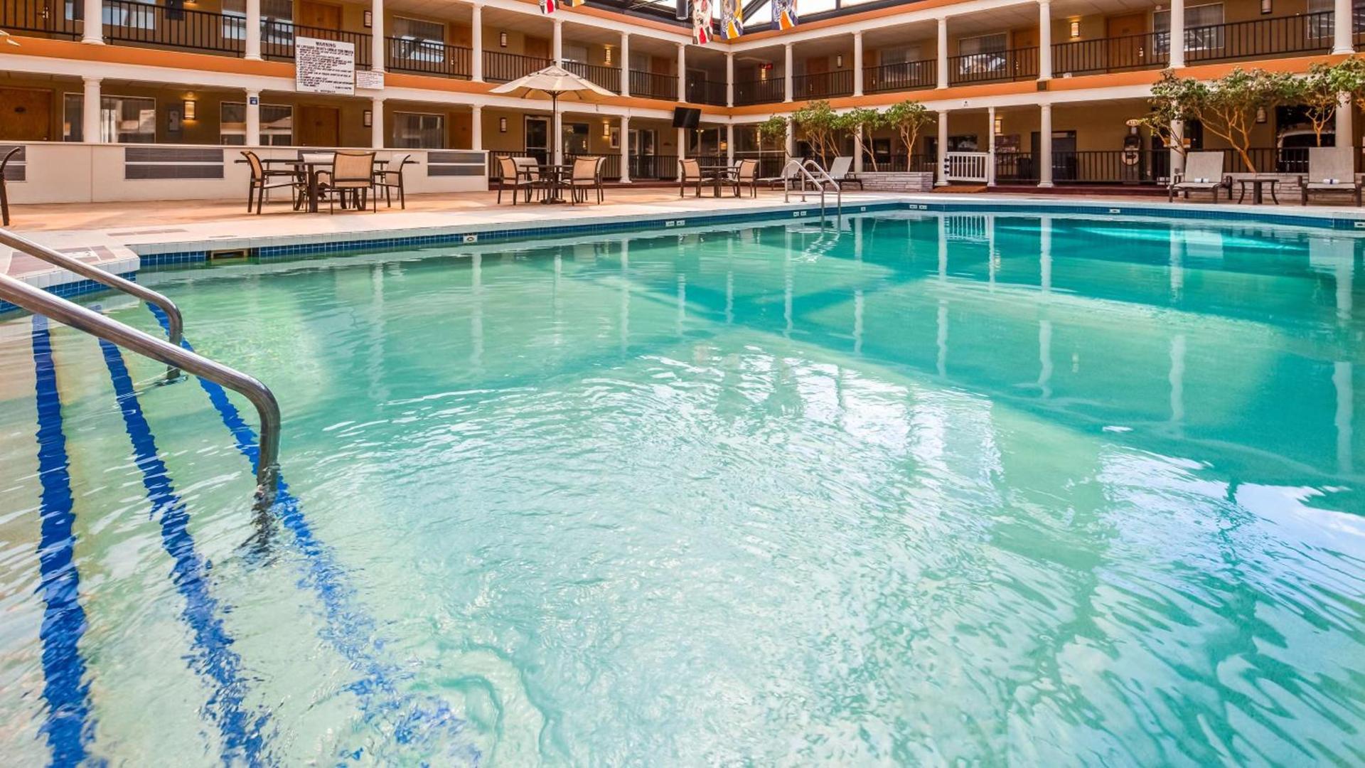 Best Western Green Bay Inn and Conference Center photo 31