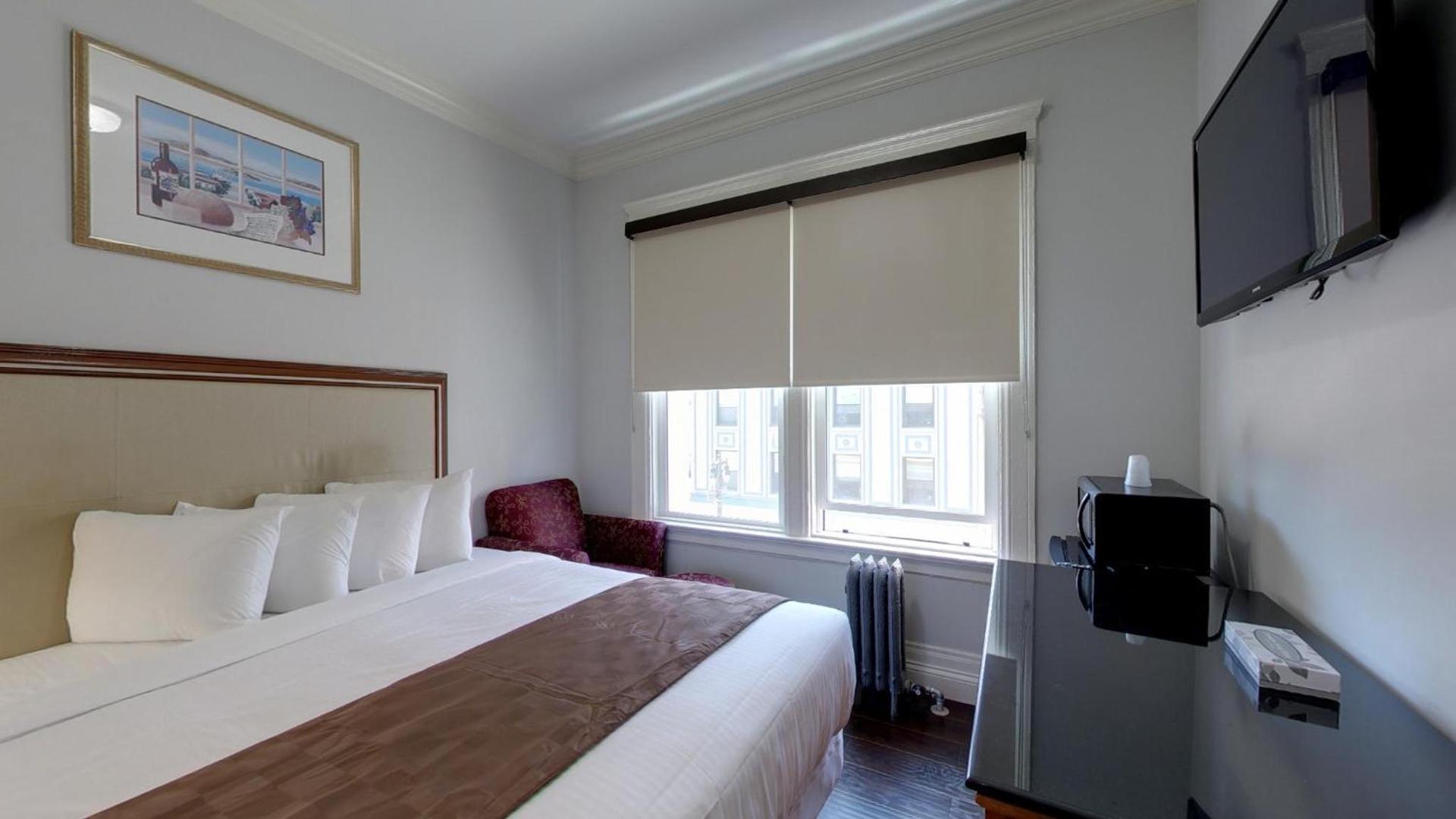 Warfield Hotel photo 40