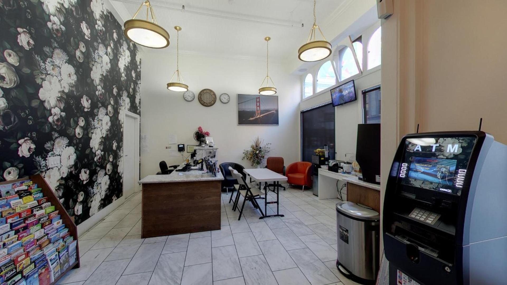 Warfield Hotel photo 14