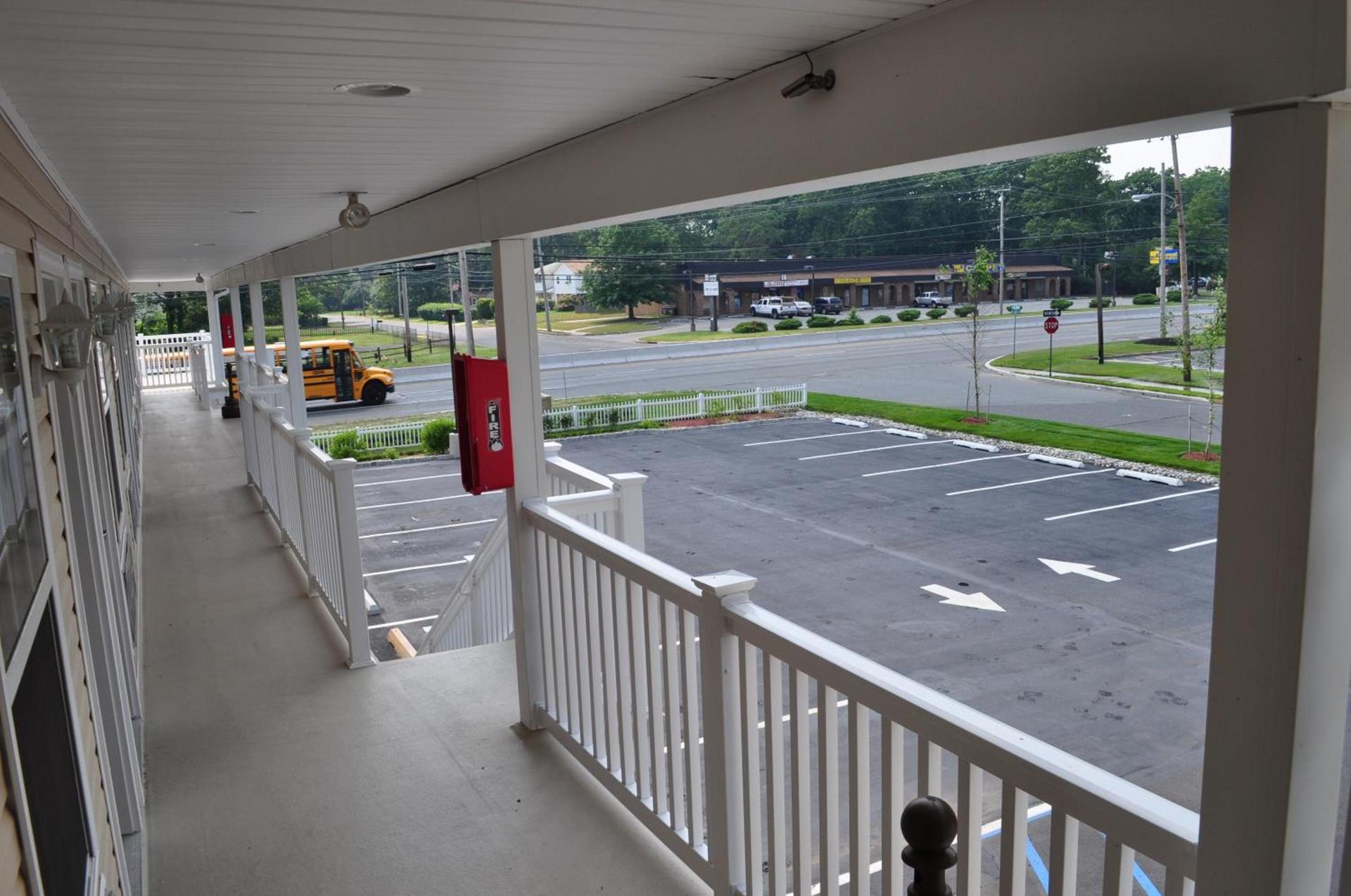 At 9 Motel Near Freehold I-195 photo 46