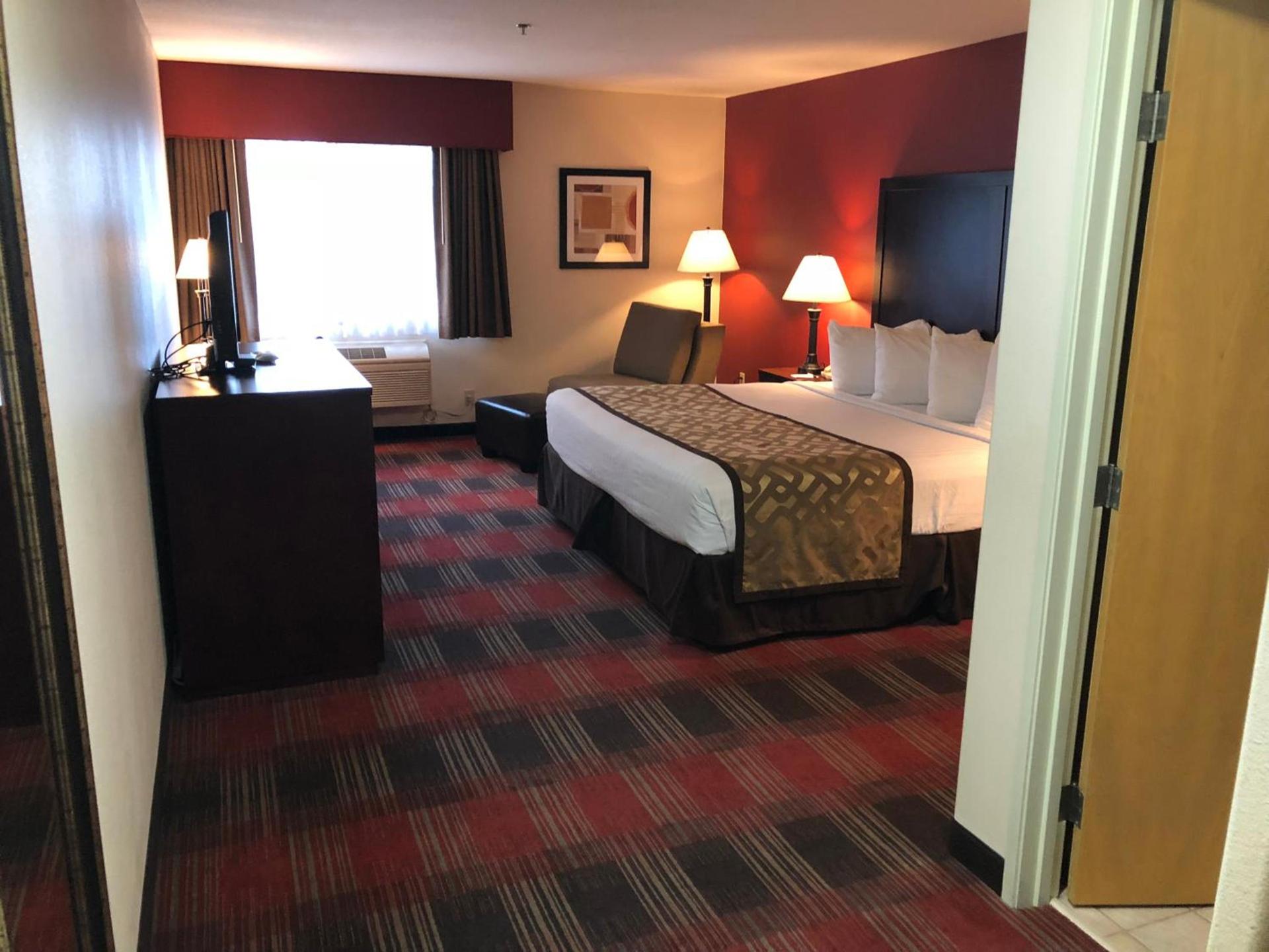 Best Western Dallas Inn & Suites photo 36
