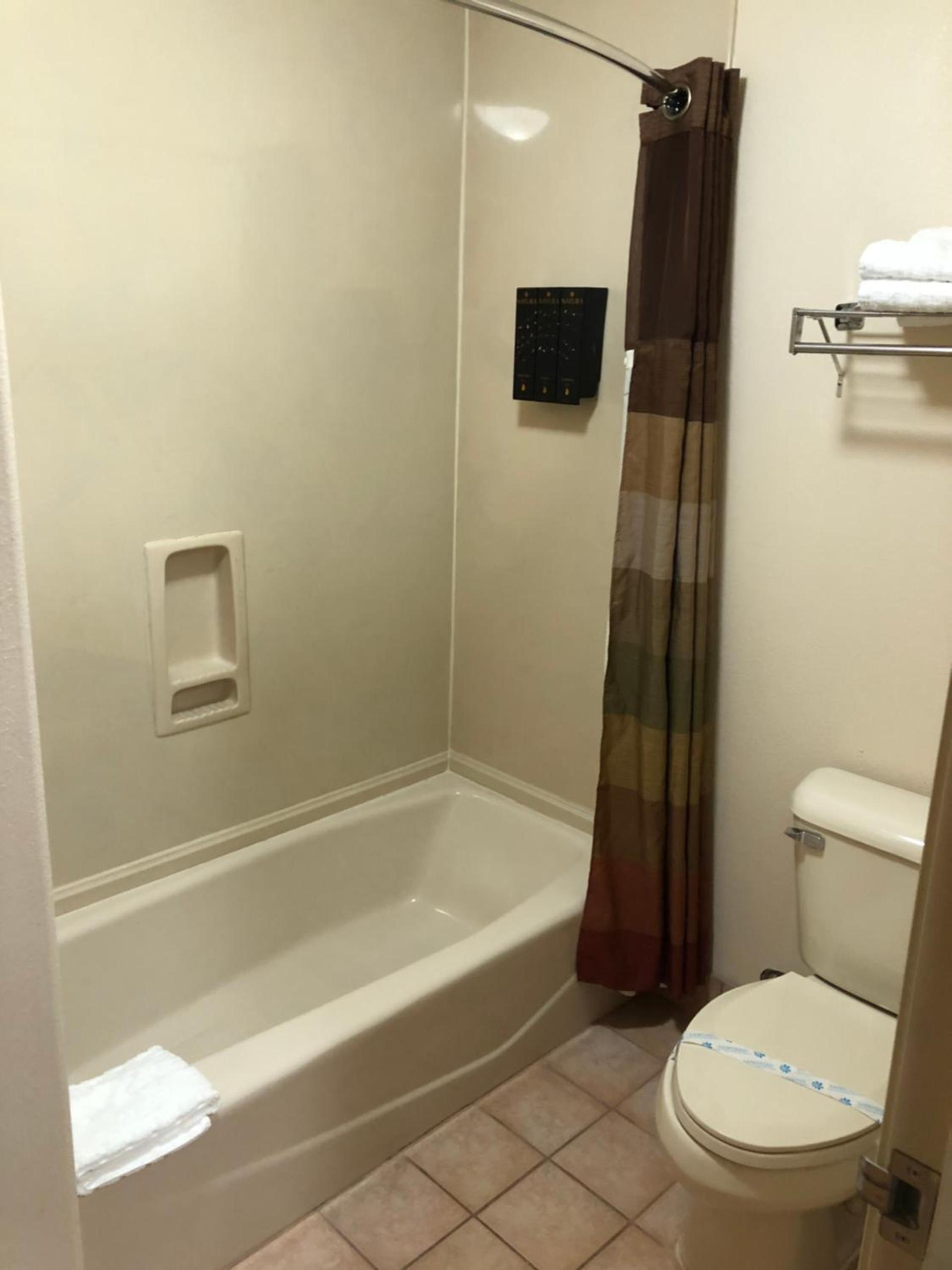 Best Western Dallas Inn & Suites photo 37
