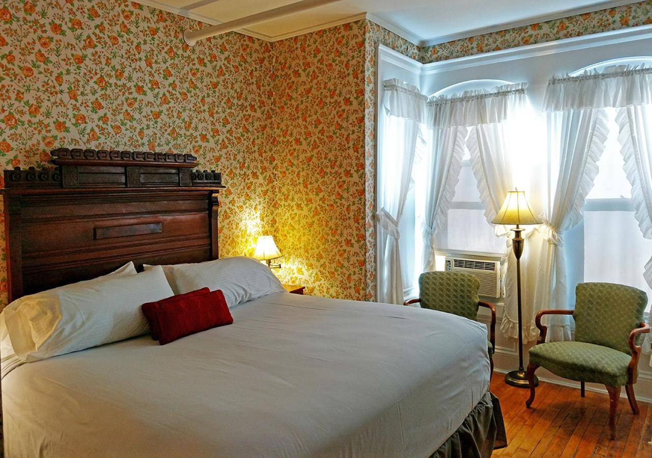 Thayers Inn photo 20