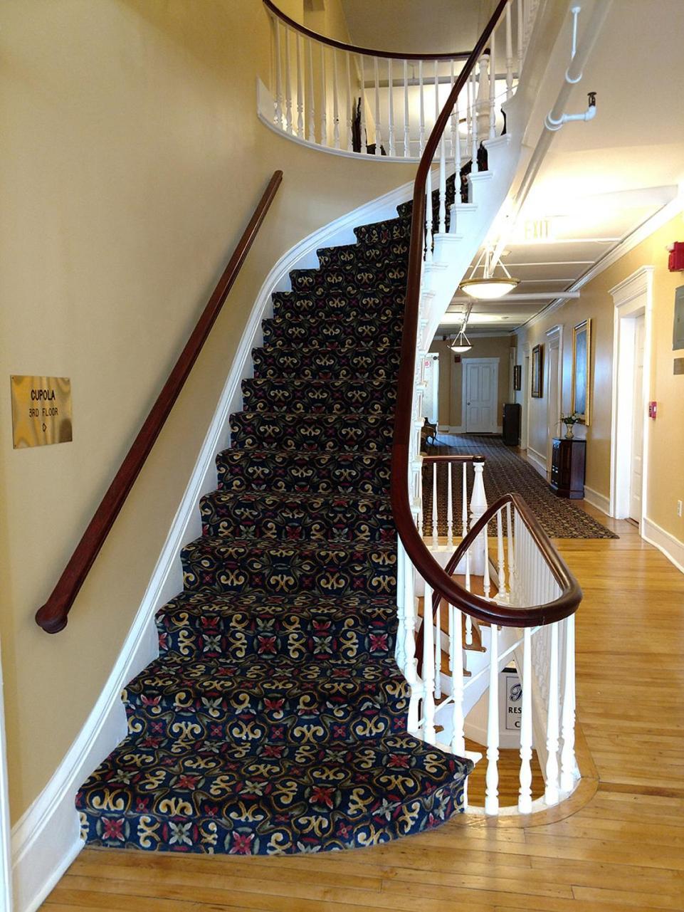 Thayers Inn photo 12