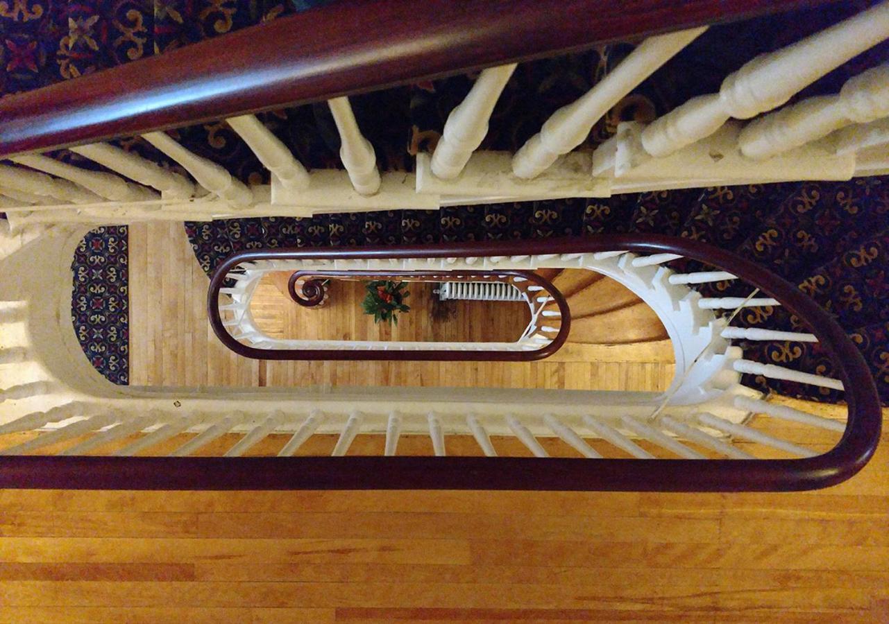 Thayers Inn photo 11