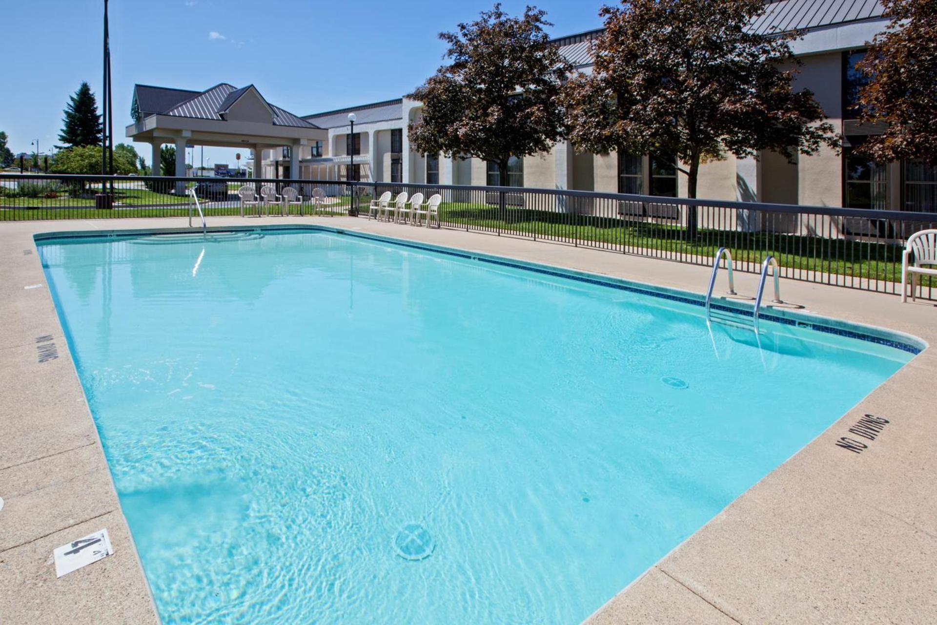 Quality Inn & Suites photo 19