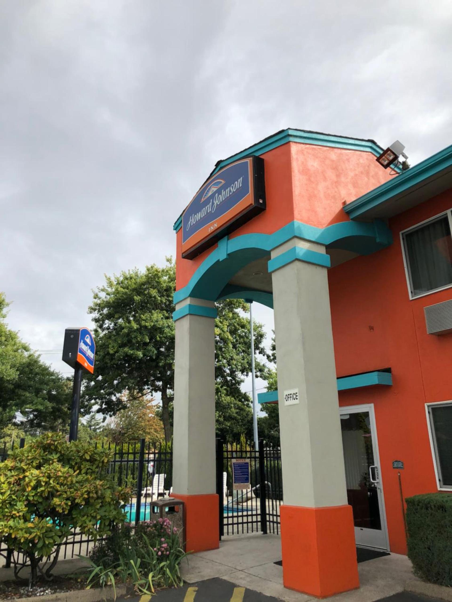 Howard Johnson by Wyndham Salem photo 22