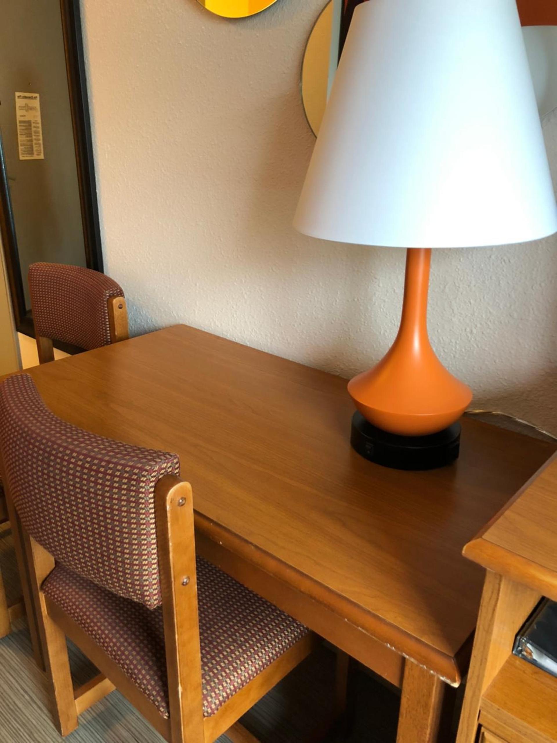 Howard Johnson by Wyndham Salem photo 31