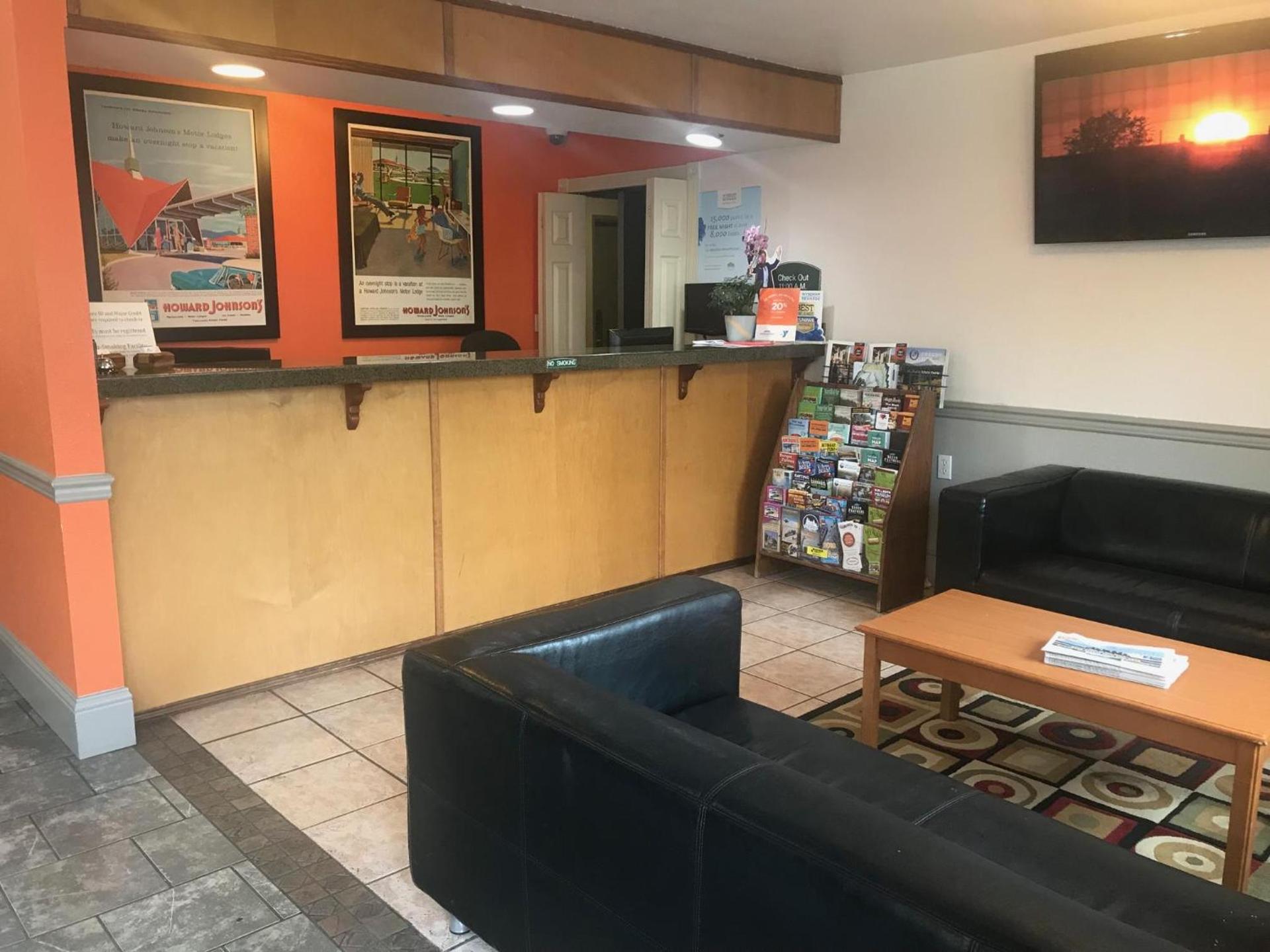 Howard Johnson by Wyndham Salem photo 16