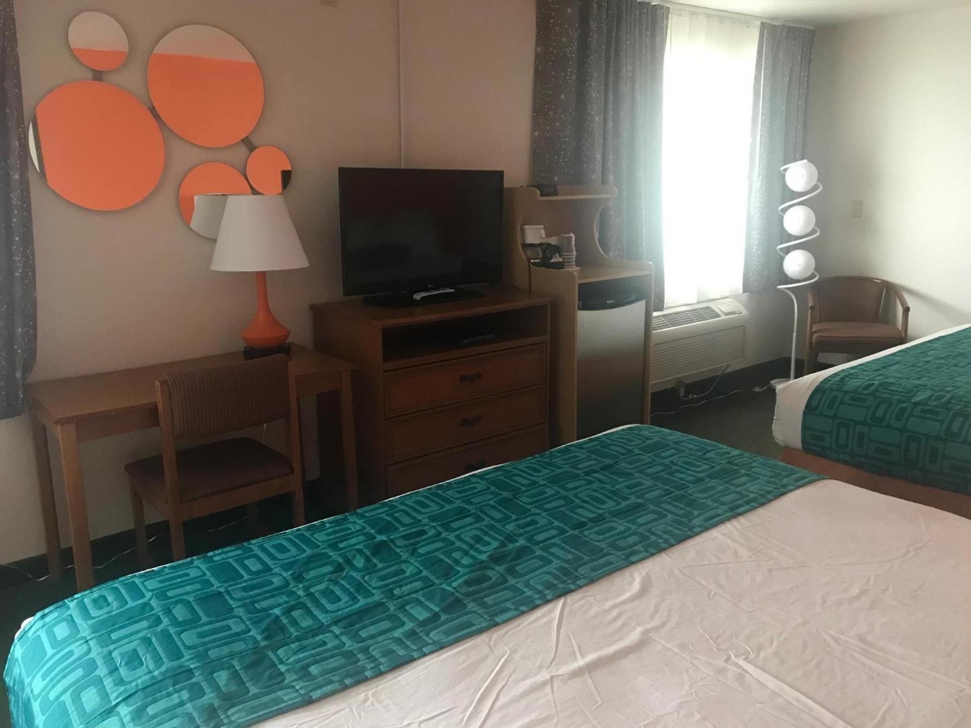 Howard Johnson by Wyndham Salem photo 15