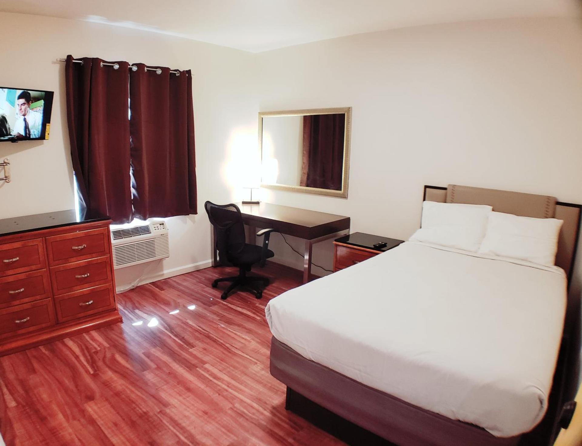 Anchor Pointe Inn photo 11