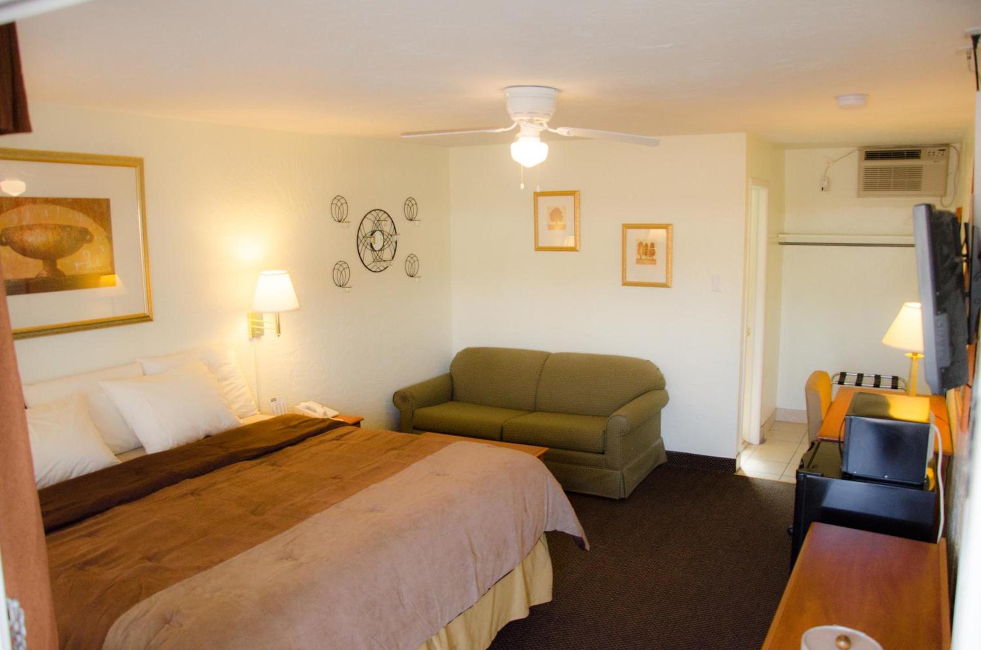 Budget Inn & Suites Colby photo 10