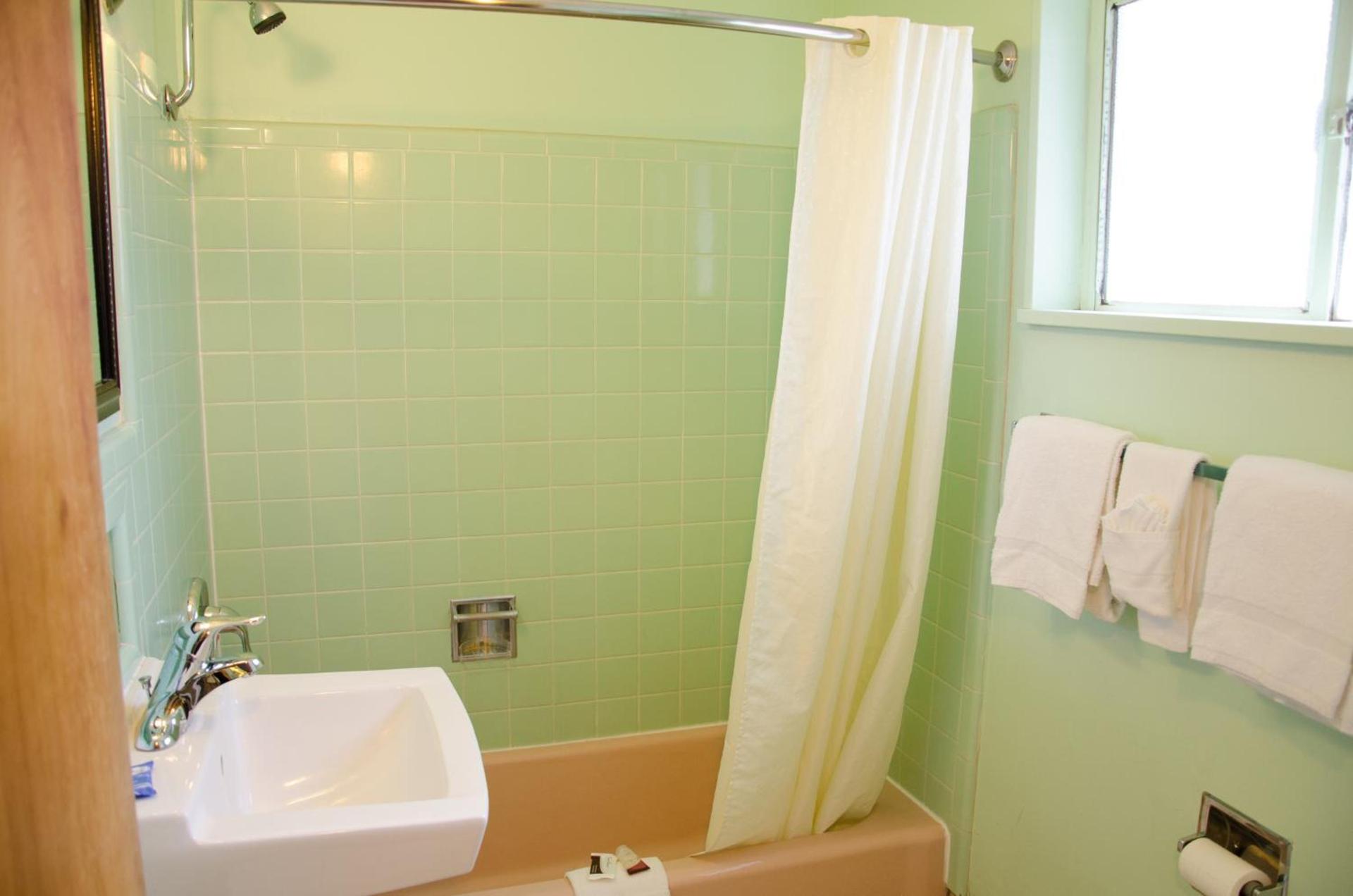 Budget Inn & Suites Colby photo 11