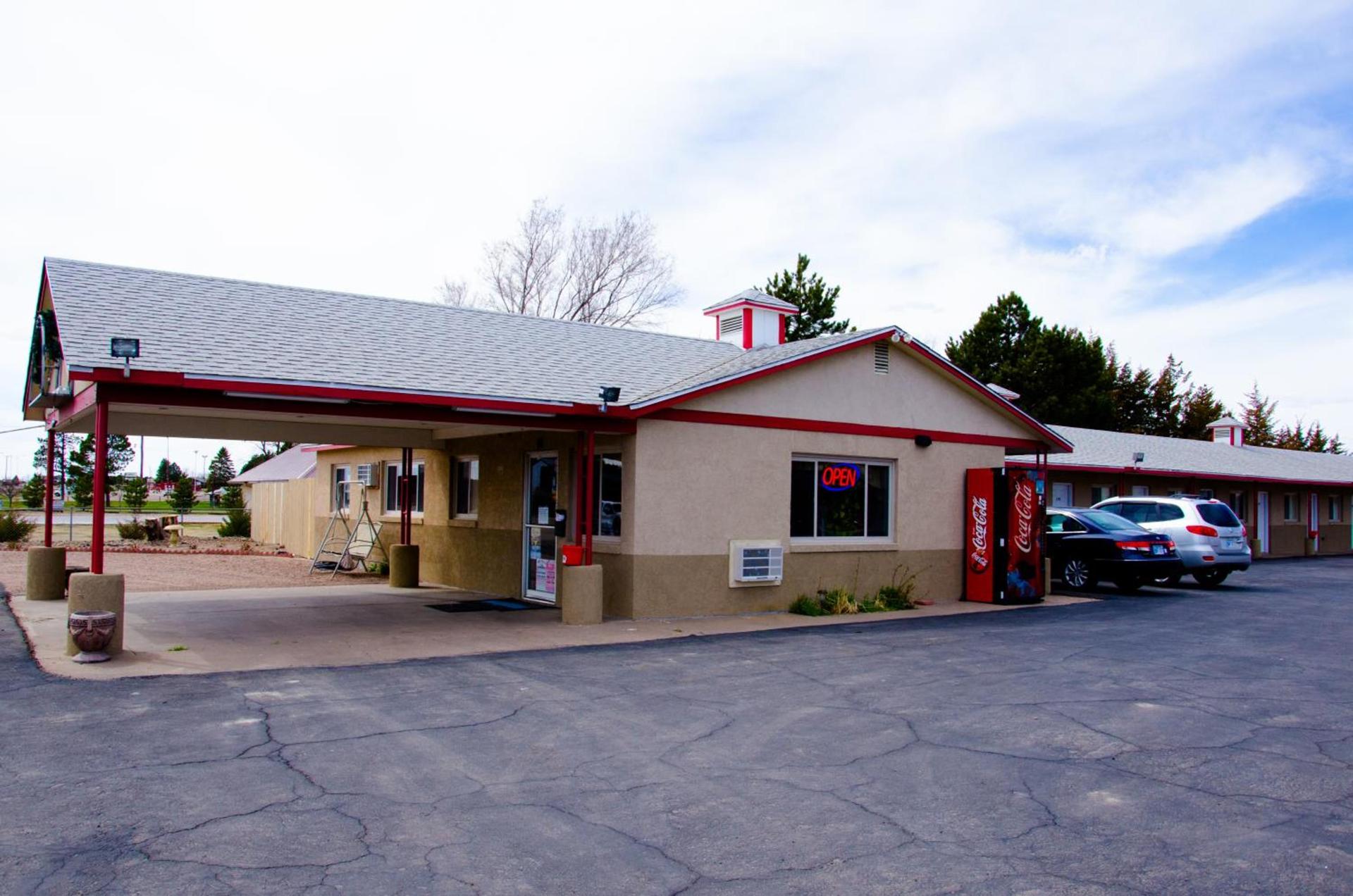 Budget Inn & Suites Colby photo 5