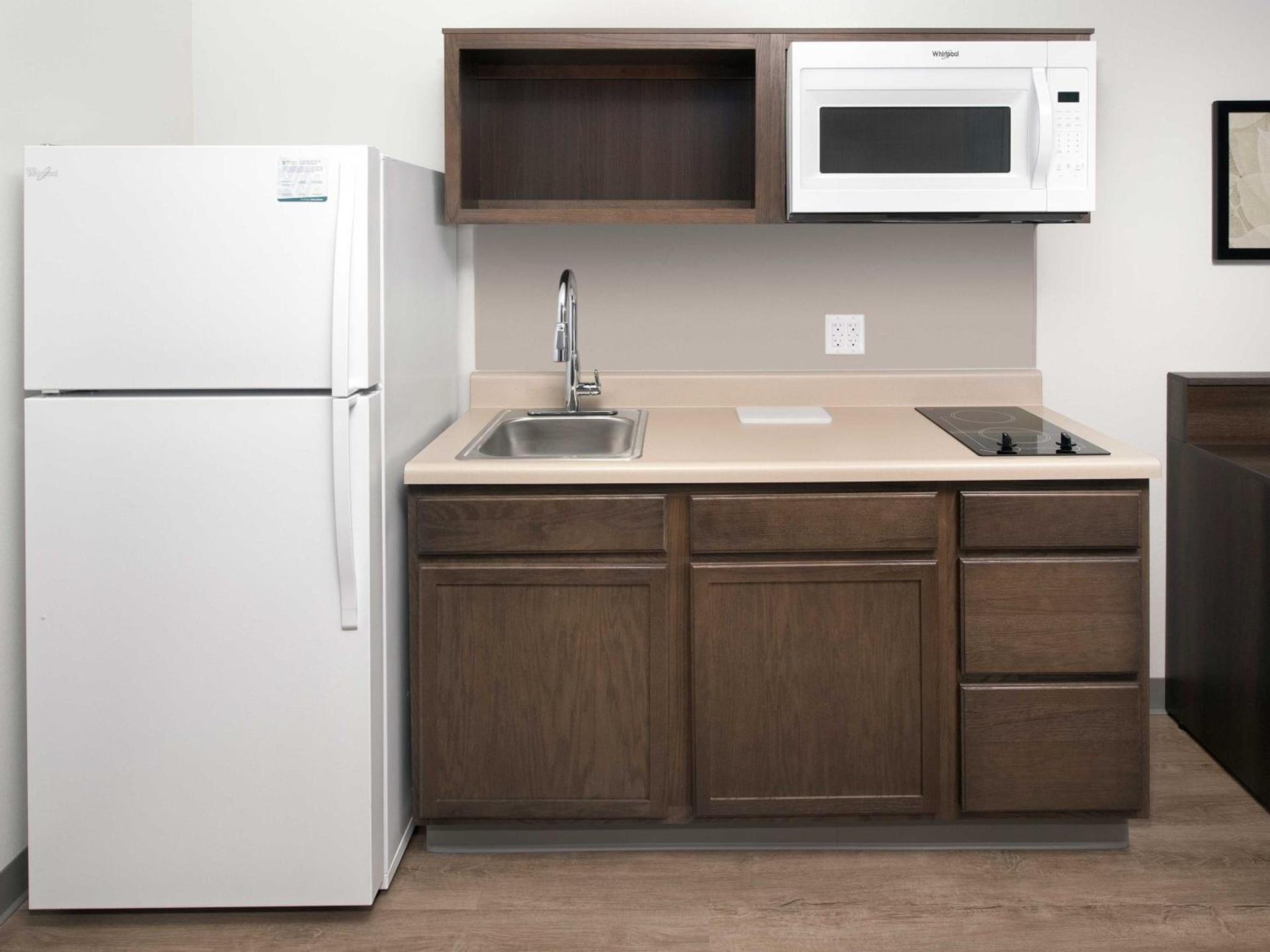 WoodSpring Suites Fargo North Near NDSU photo 23