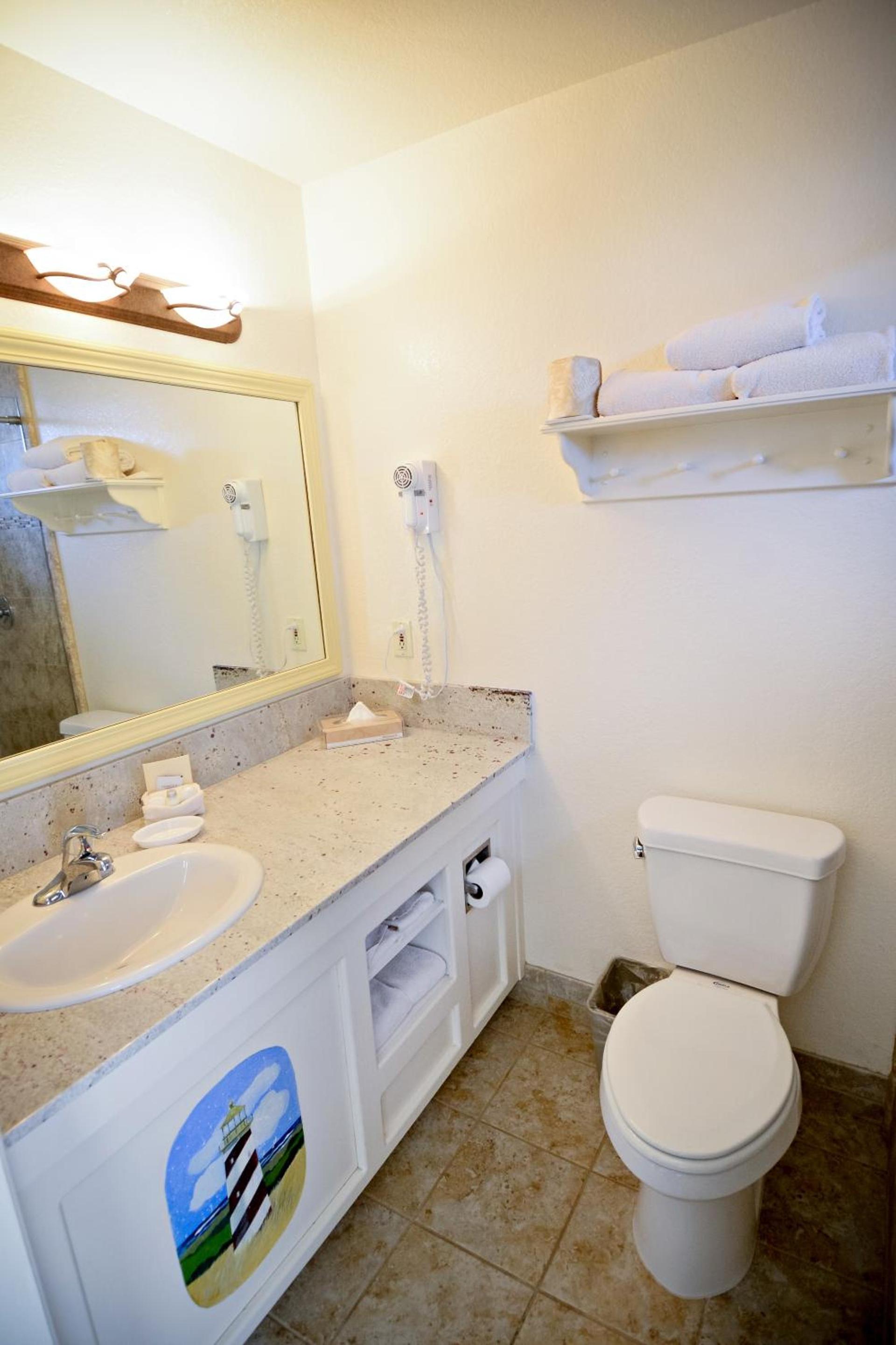 Sea Otter Inn photo 13