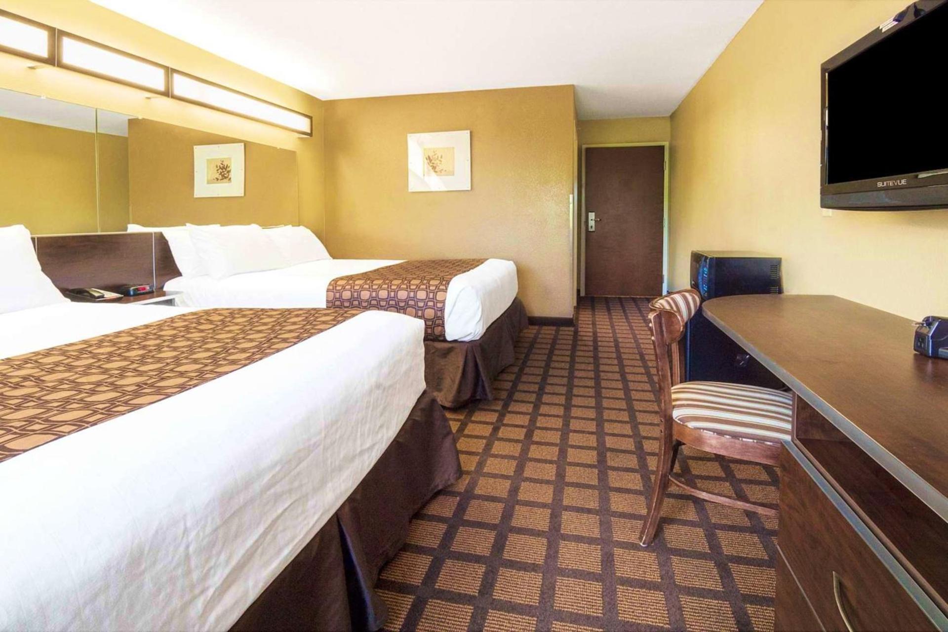 Microtel Inn & Suites by Wyndham Macon photo 30