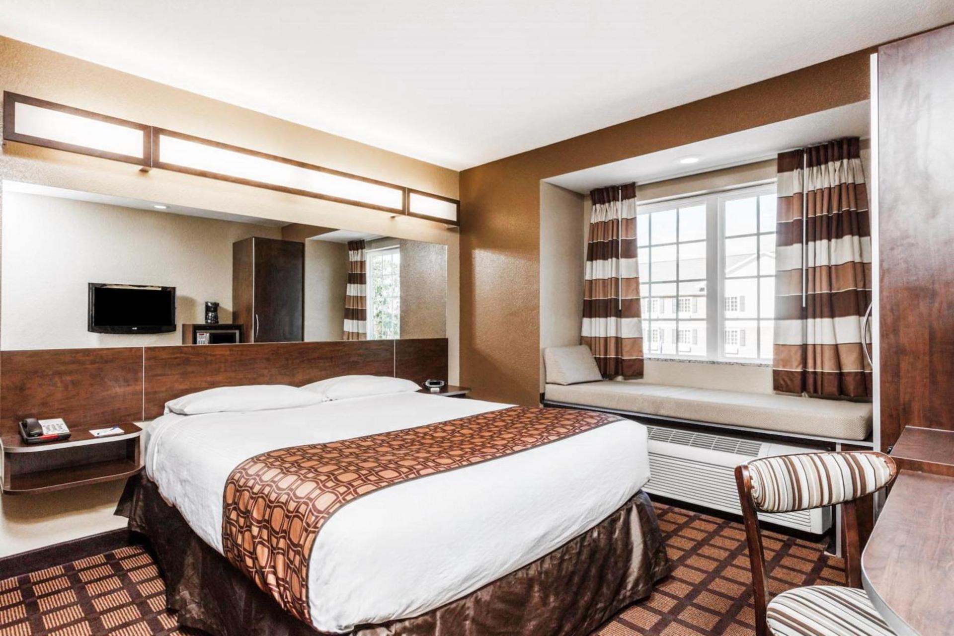 Microtel Inn & Suites by Wyndham Macon photo 37