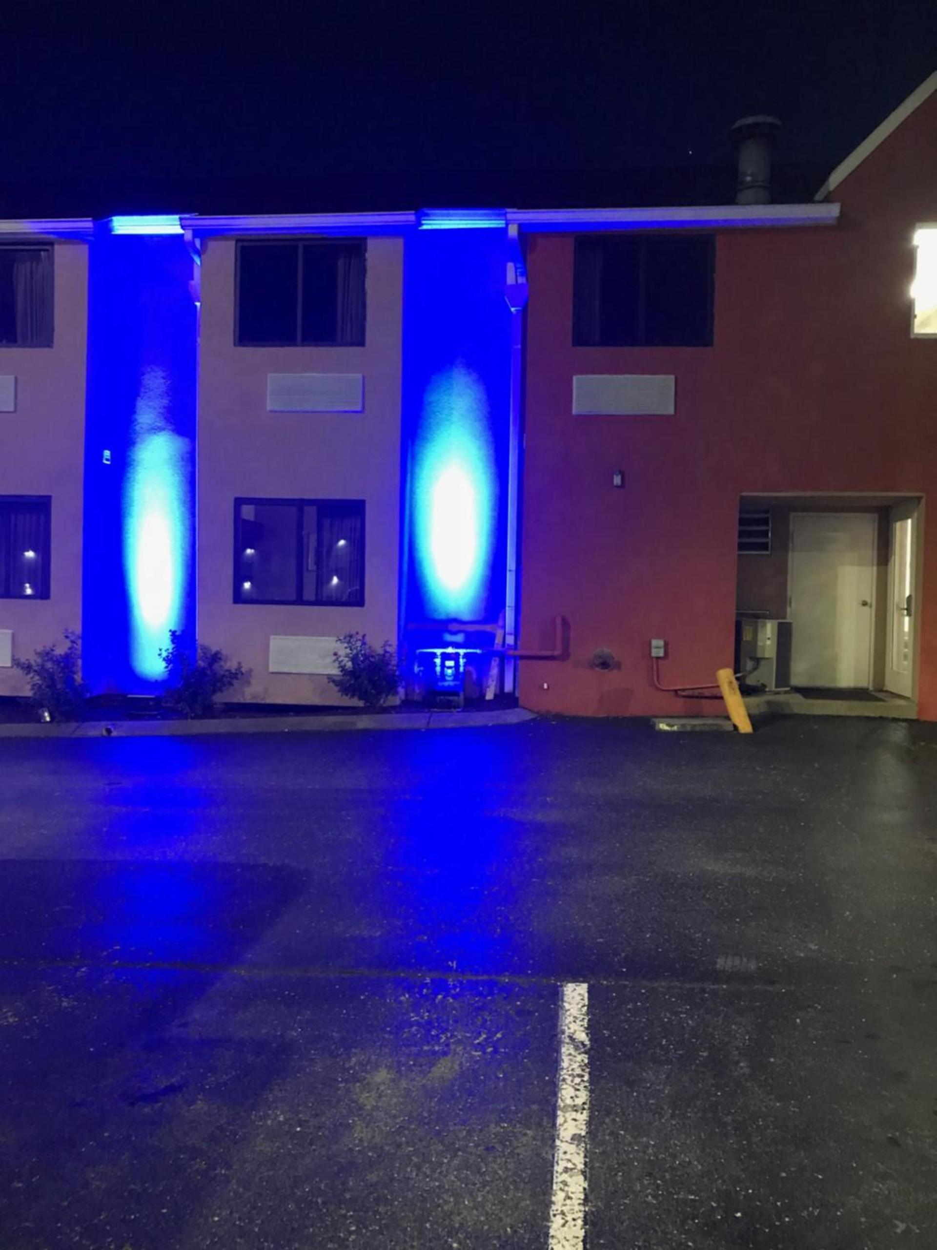 Microtel Inn by Wyndham - Murfreesboro photo 20