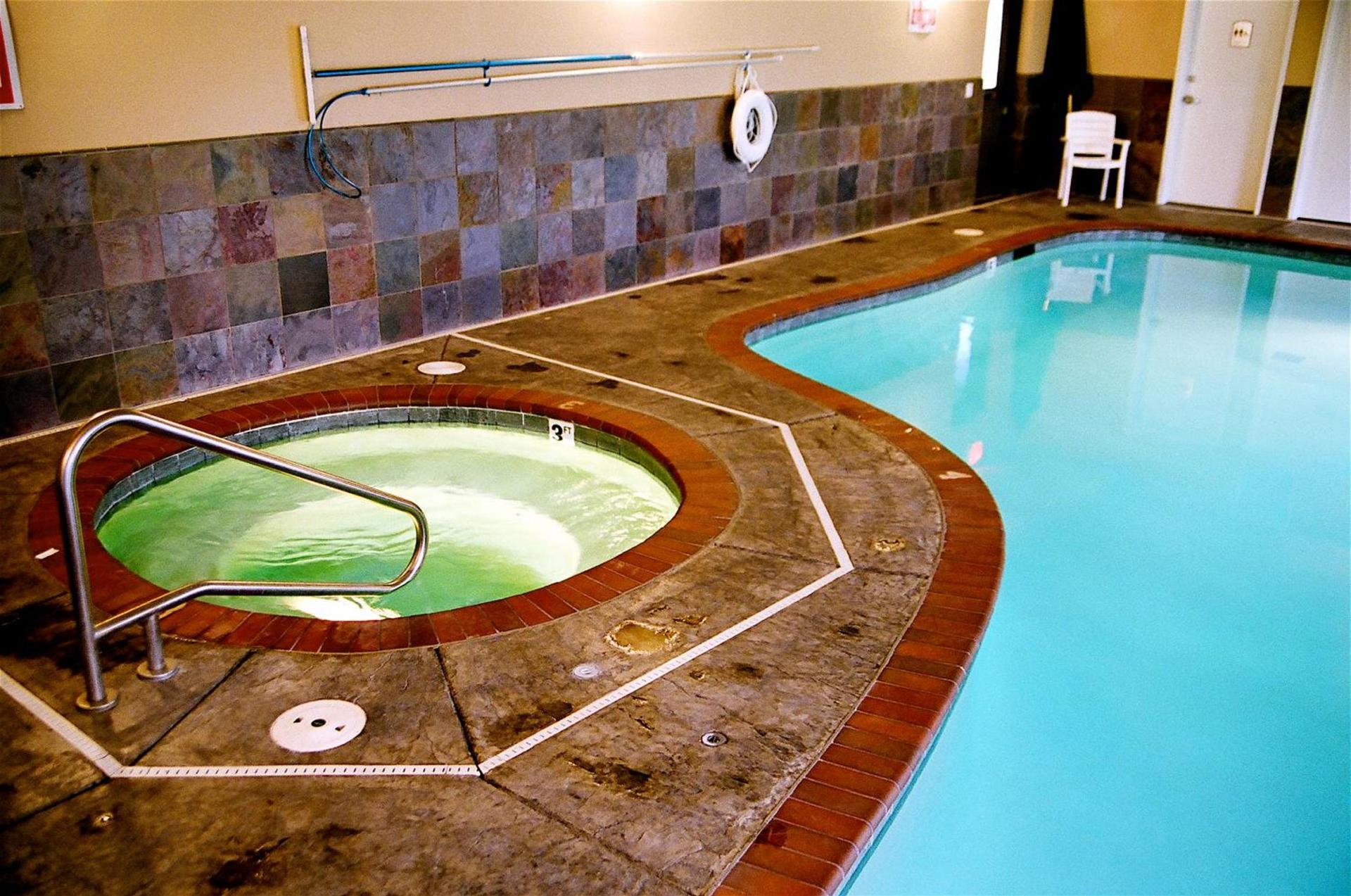 Rivertide Suites photo 27
