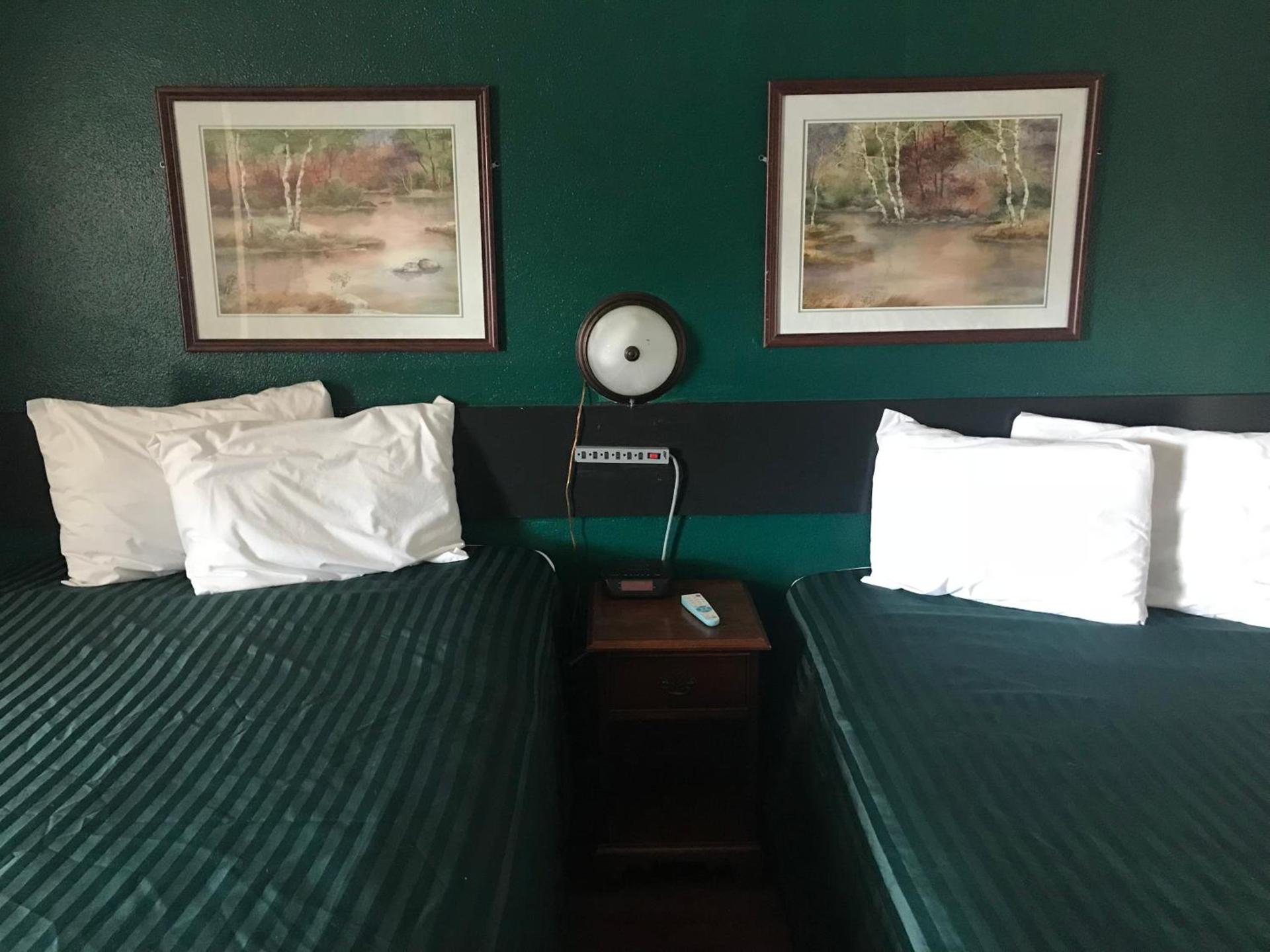Cooper Motel Tuscola photo 10