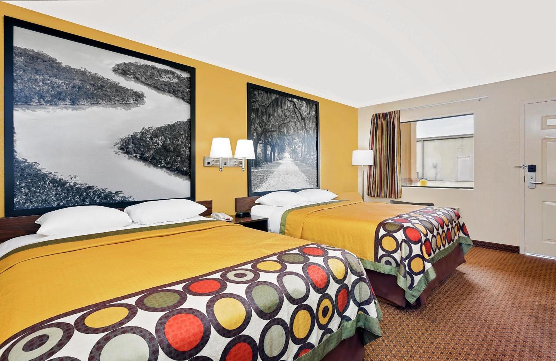 Super 8 by Wyndham Byron/South Macon photo 29