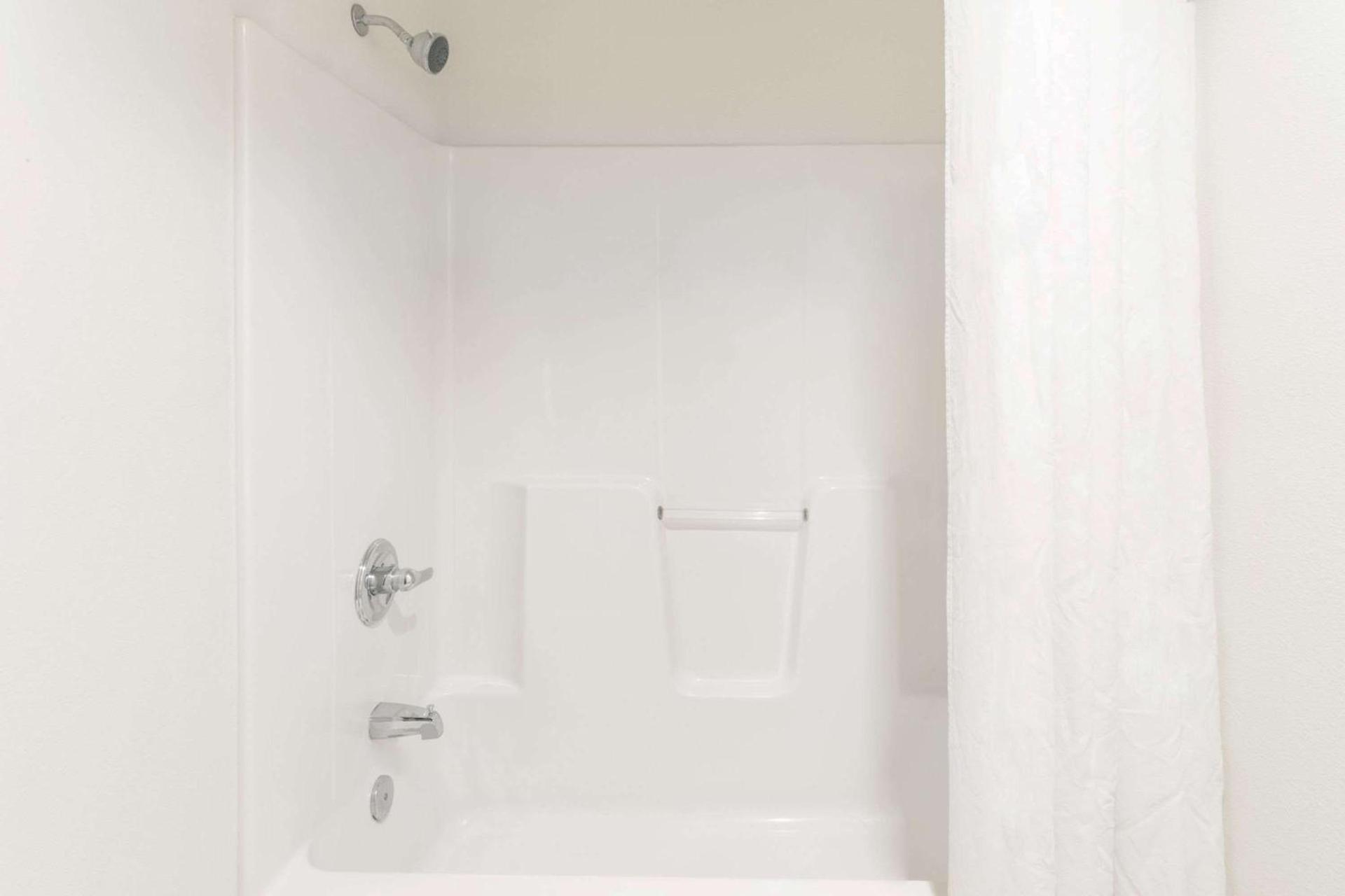 Budget inn & Suites photo 14